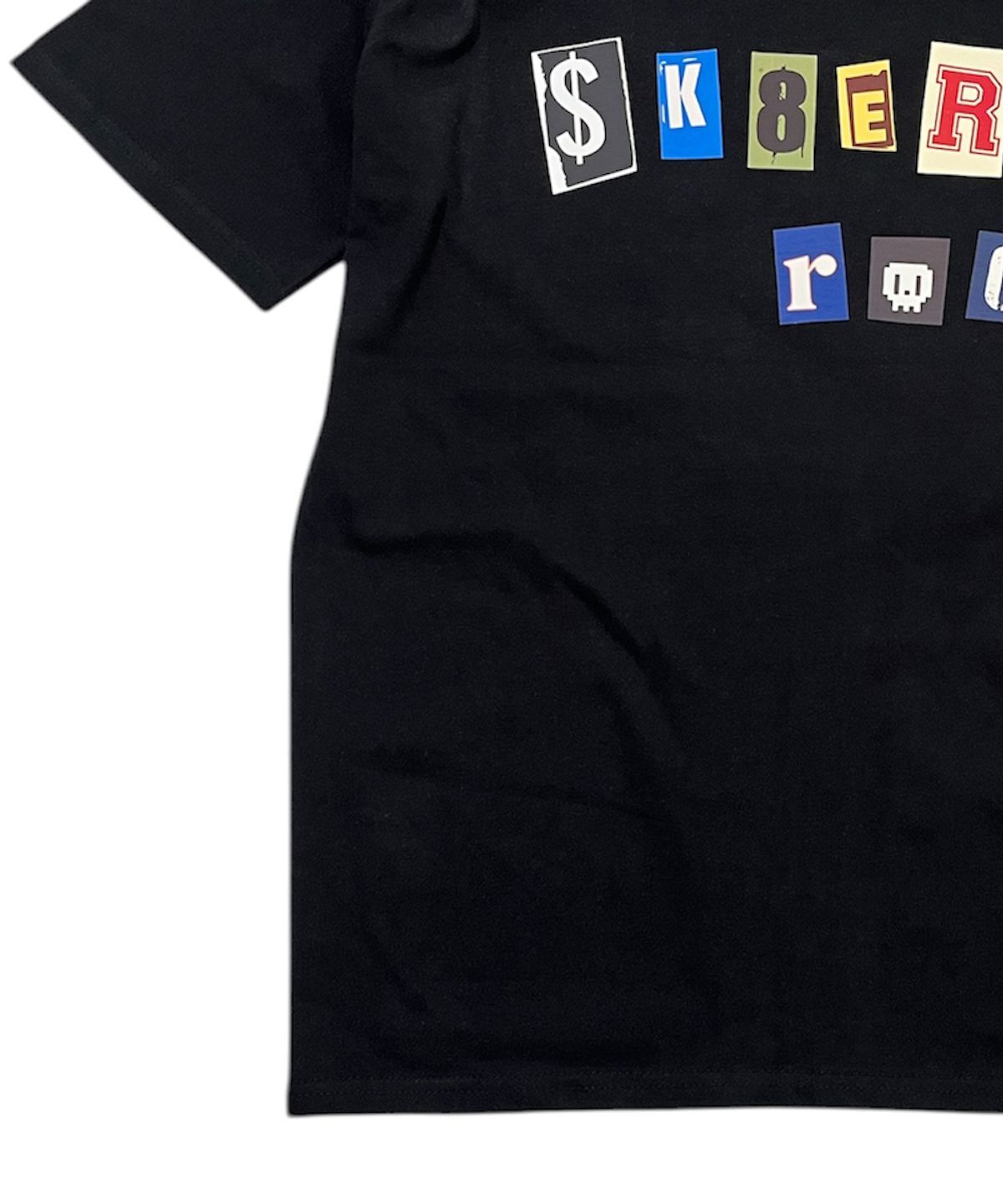 스케이터락(SK8ER ROCK) Collage Pop Logo T-Shirt ((Black))