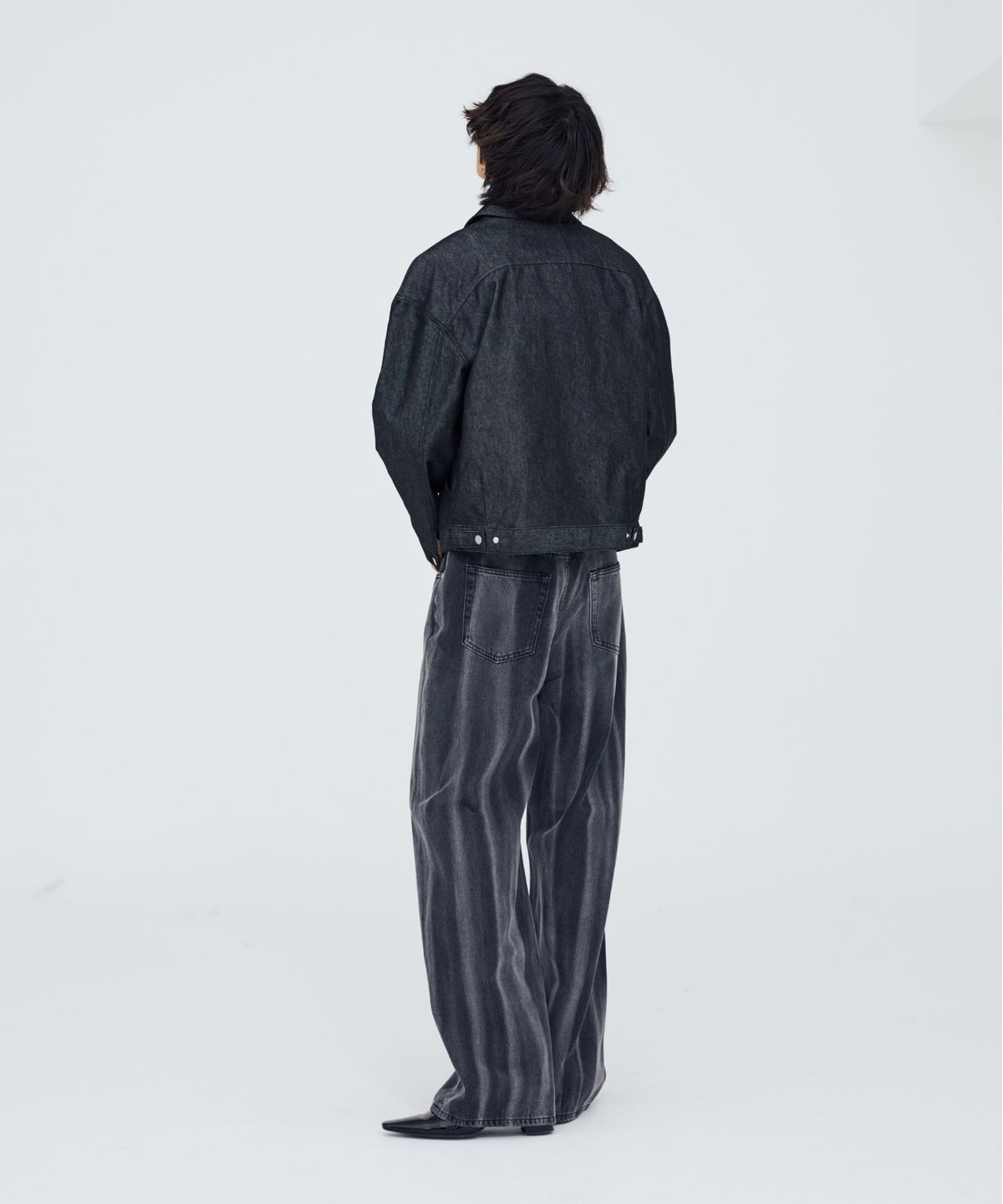 모덴아르더(MODEN ARDOR) 네프 이지 루즈 와이드 데님 (블랙)