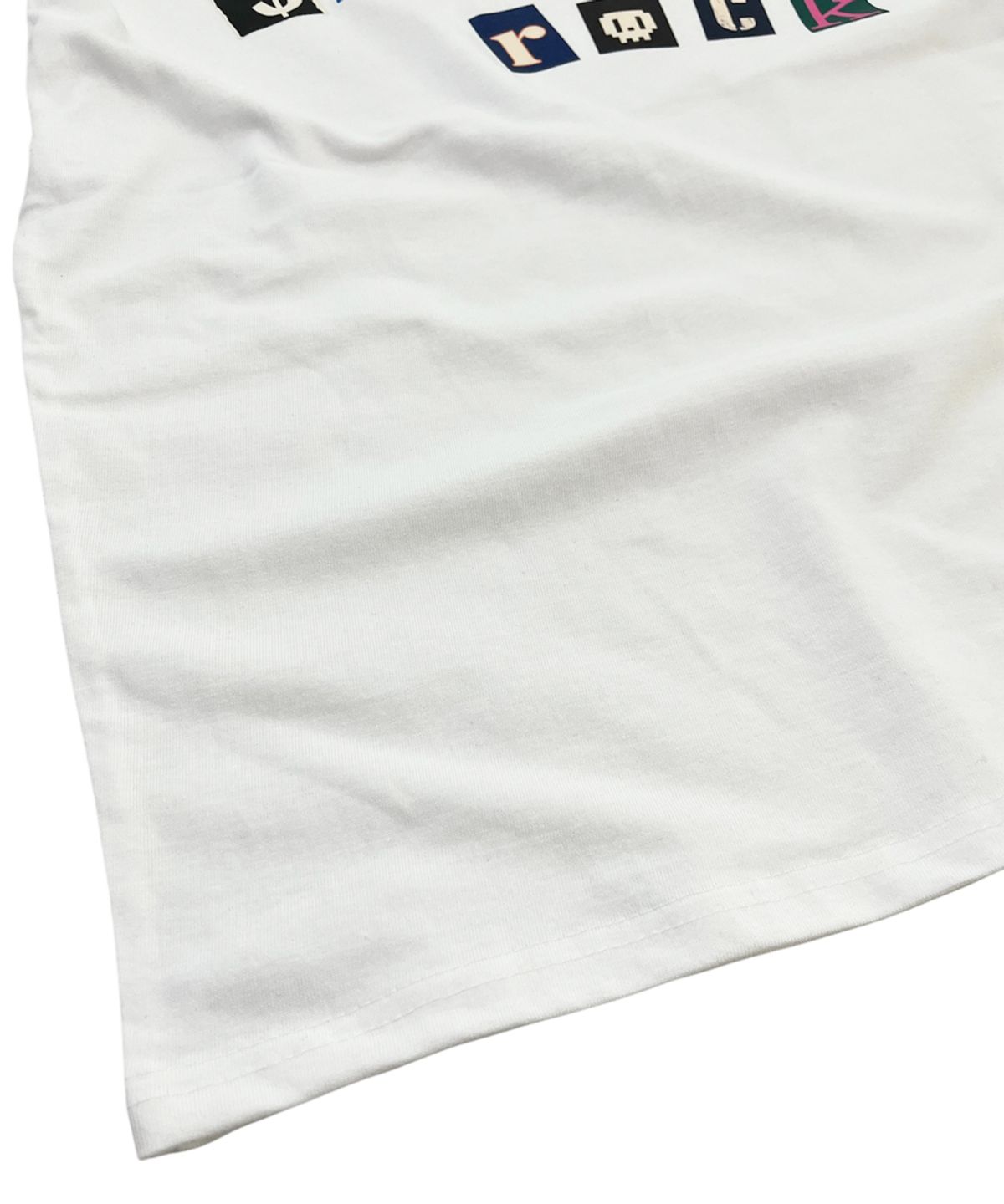 스케이터락(SK8ER ROCK) Collage Pop Logo T-Shirt ((White))