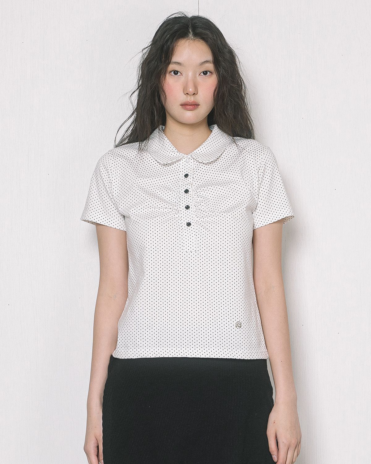 해비즘(HAVISM) ROUND COLLAR SHIRRING S/S TEE(DOT WHITE)