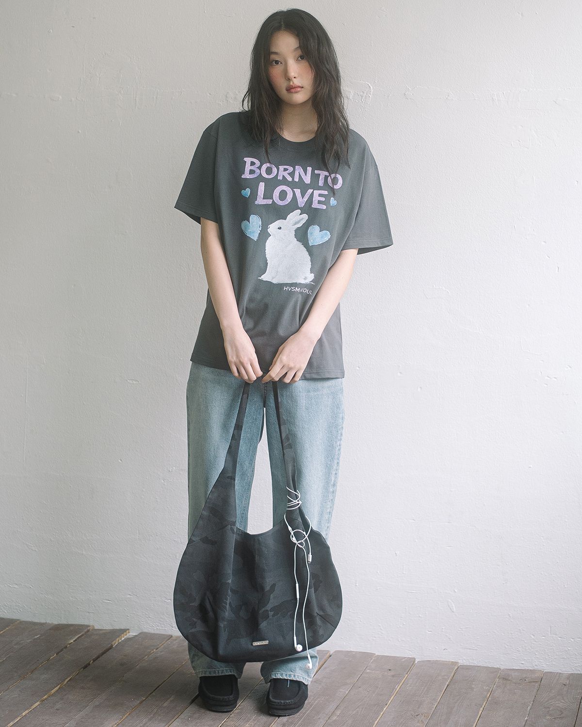 해비즘(HAVISM) BORN TO LOVE S/S TEE(CHARCOAL)