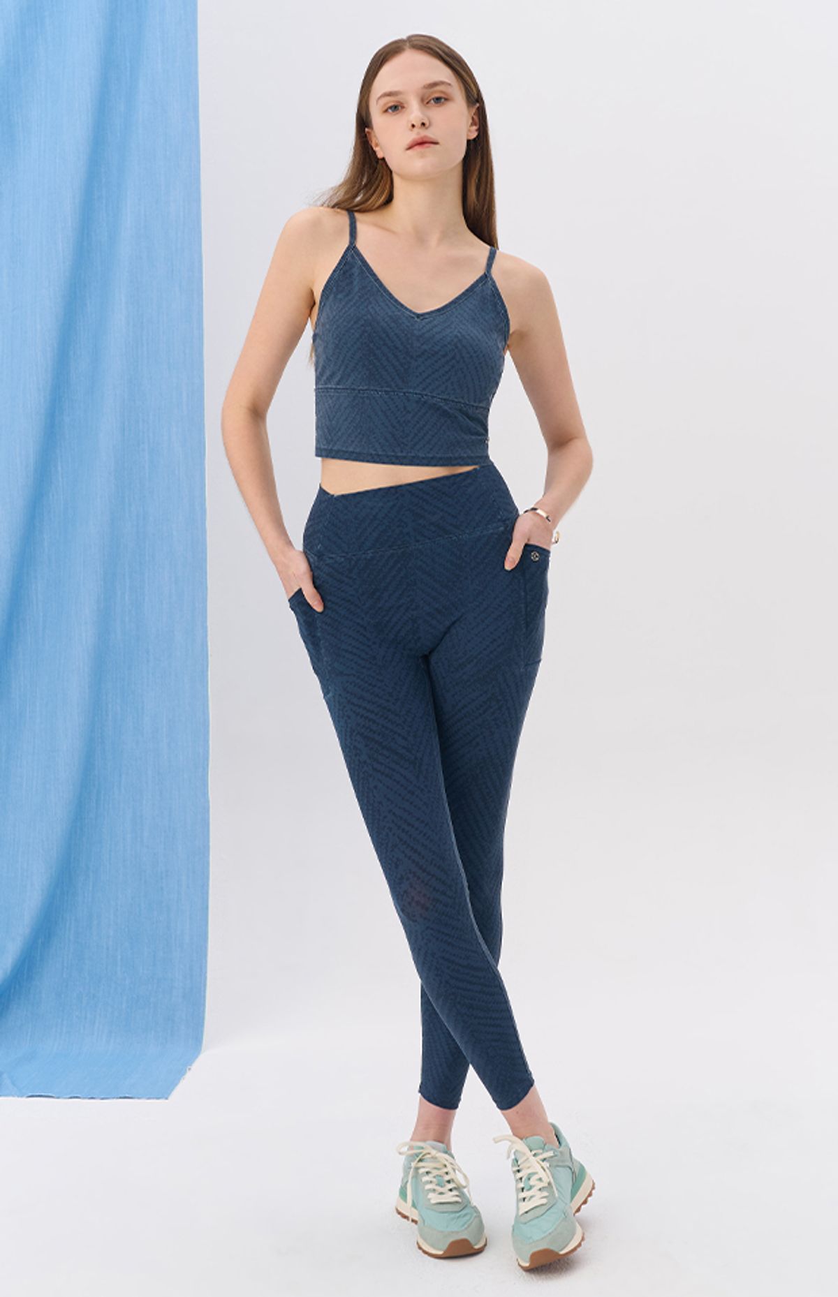 위뜨(HUIT) 유로저지 워싱 9부 레깅스 HTWLE4I10T