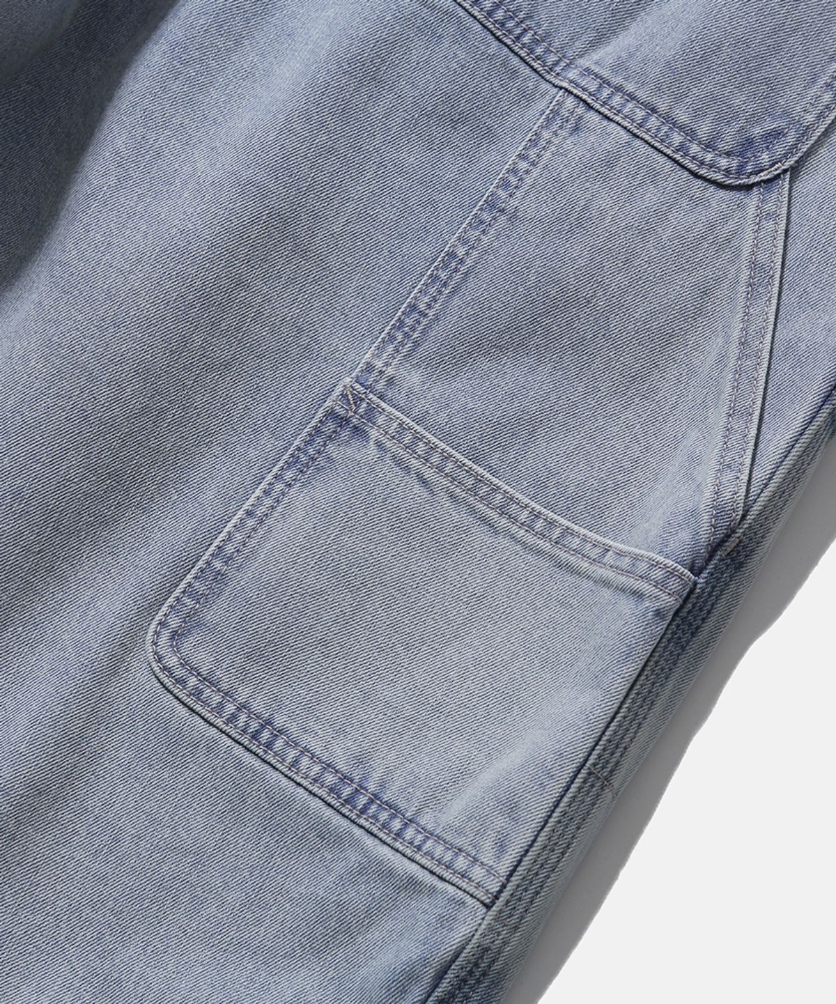 모이프(MOIF) [SS26] WIDE CARPENTER DENIM SHORTS / BLEACHED INDIGO