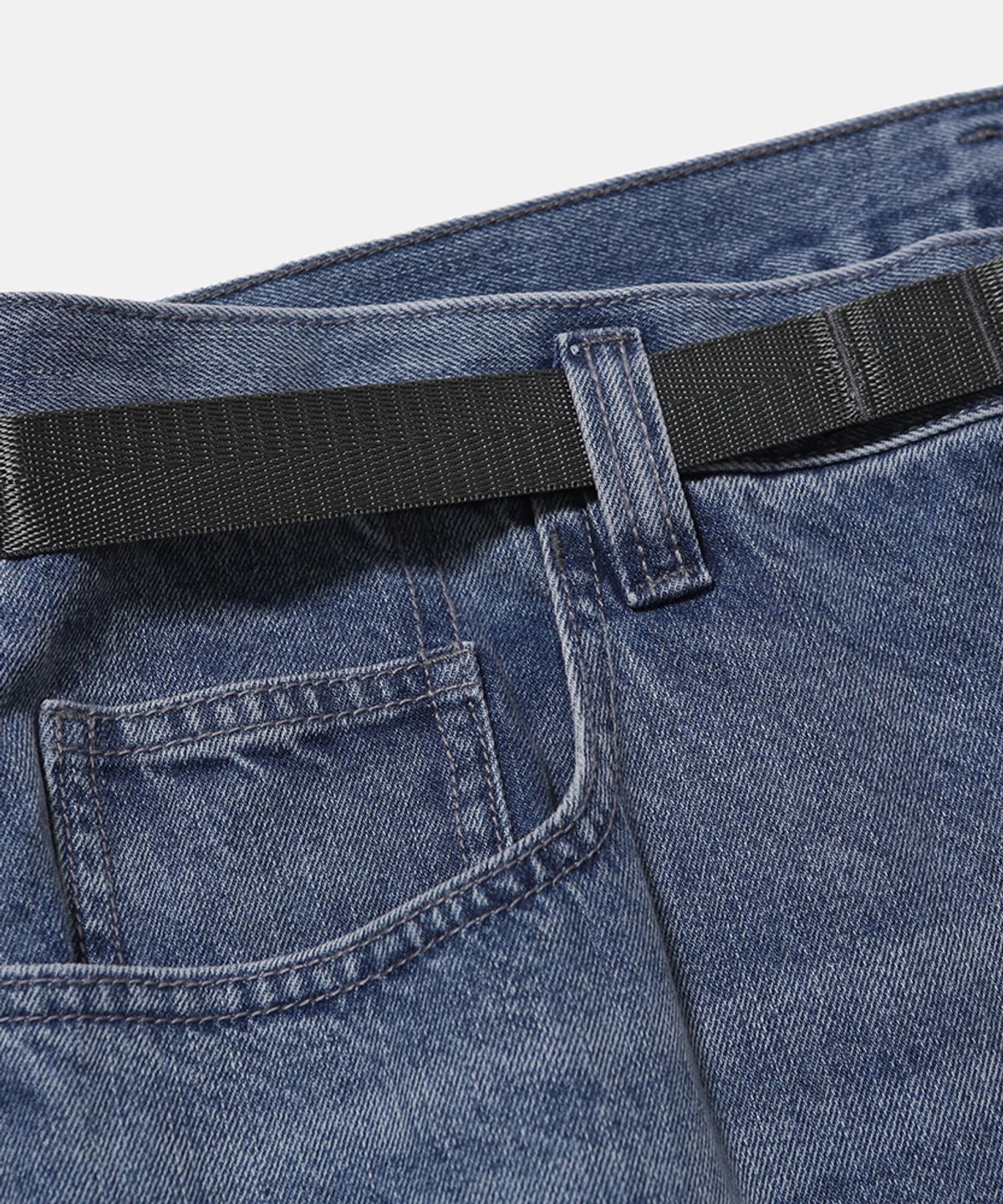 모이프(MOIF) [SS26] WIDE 6P BELTED DENIM PANTS / WASHED INDIGO