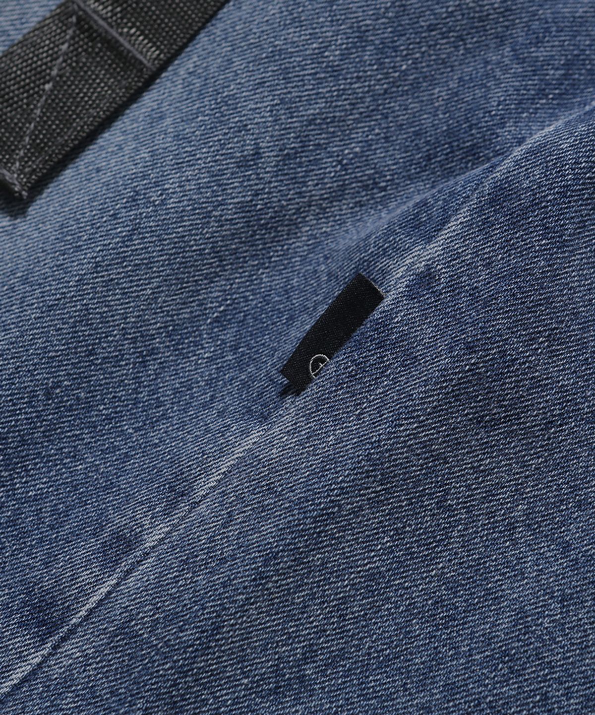 모이프(MOIF) [SS26] WIDE 6P BELTED DENIM PANTS / WASHED INDIGO