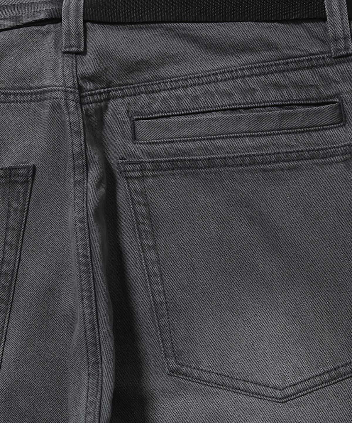 모이프(MOIF) [SS26] WIDE 6P BELTED DENIM PANTS / BLEACHED BLACK