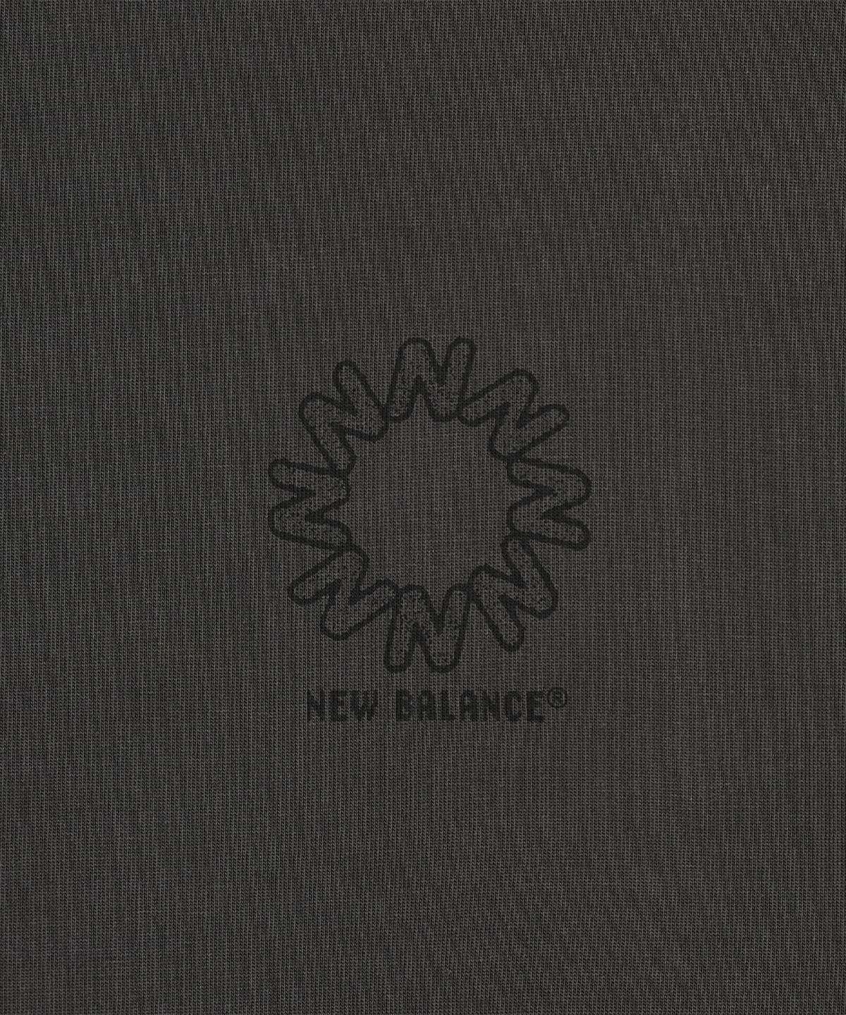 뉴발란스(NEW BALANCE) NBNDG31703 / UNI 트랙스터 긴팔 티셔츠 (CHARCOAL)