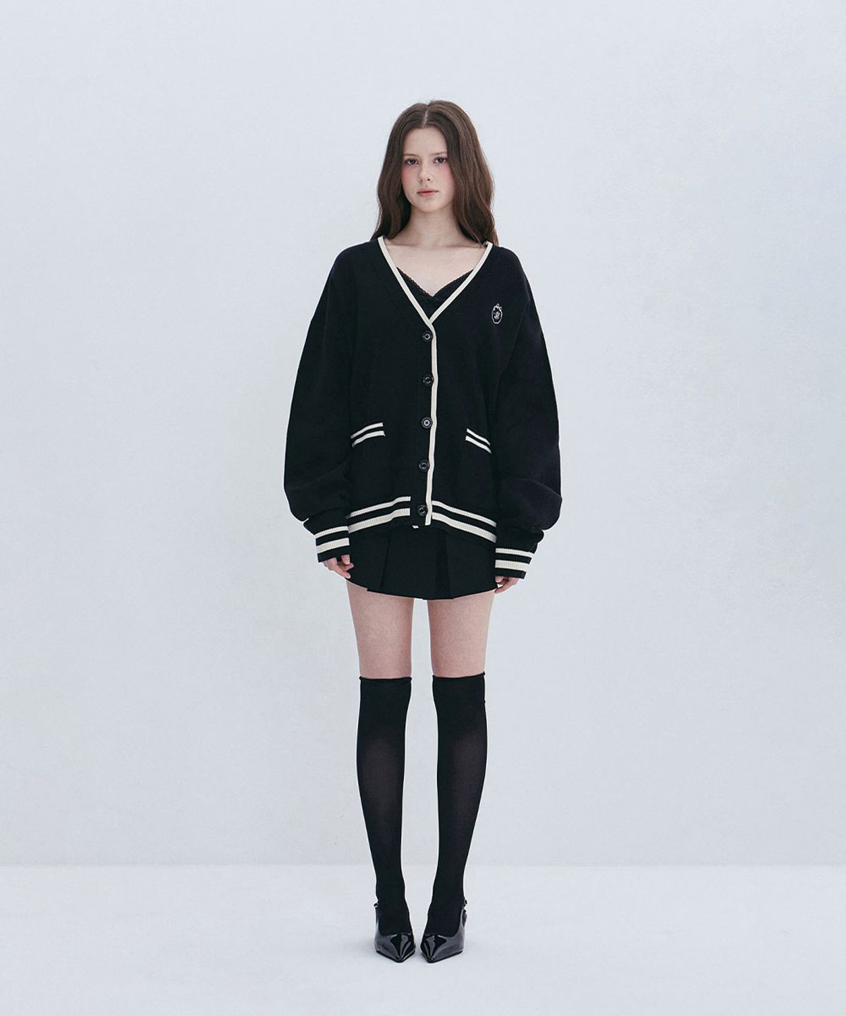 모아벨(MOABEL) PREPPY LINE CARDIGAN - BLACK