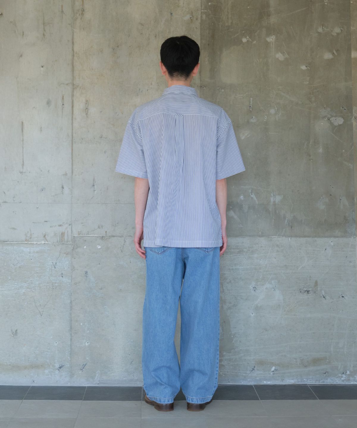 홀리선(HORLISUN) Joshua Reverse Stripe Shirt Navy