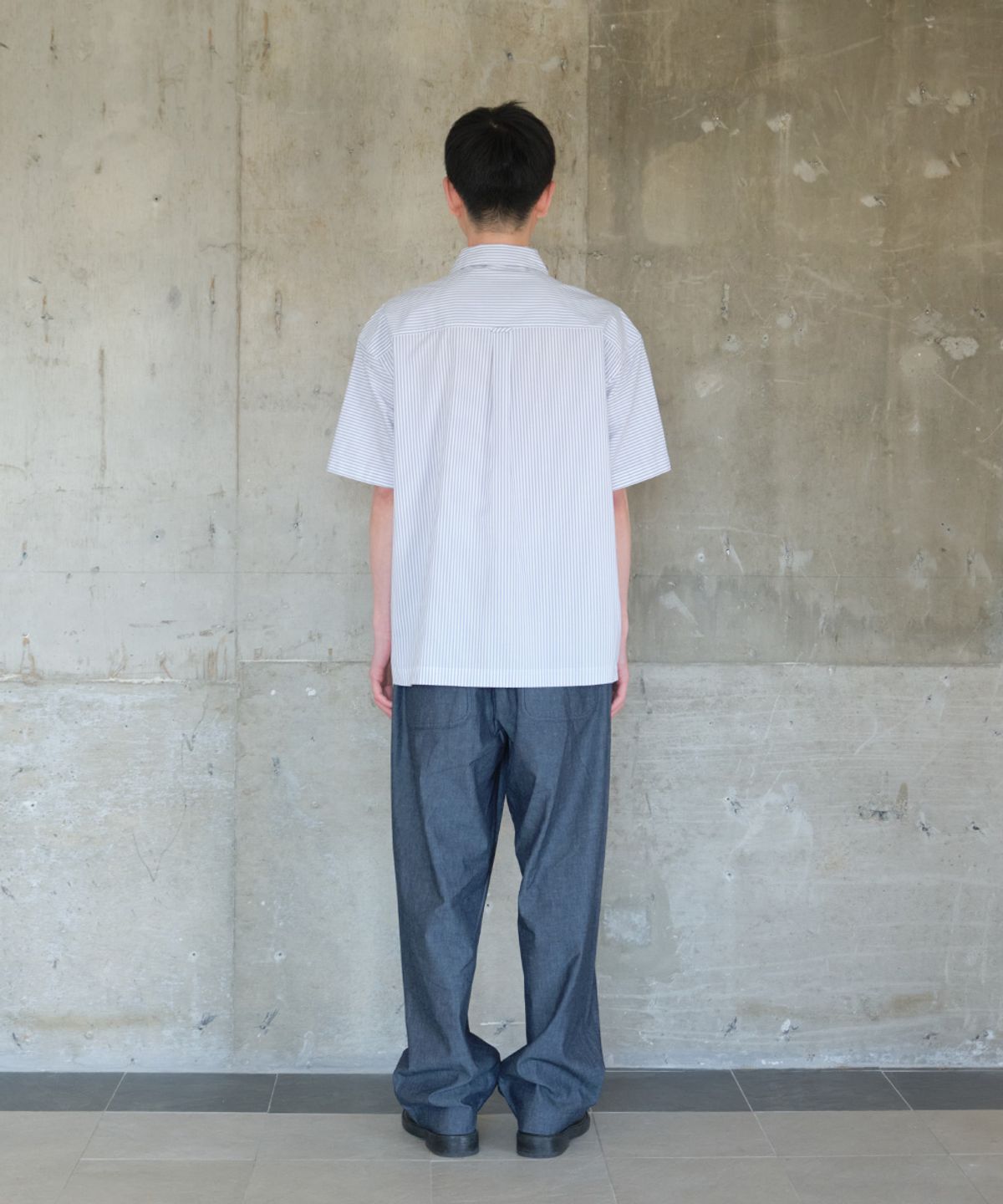 홀리선(HORLISUN) Joshua Reverse Stripe Shirt Gray