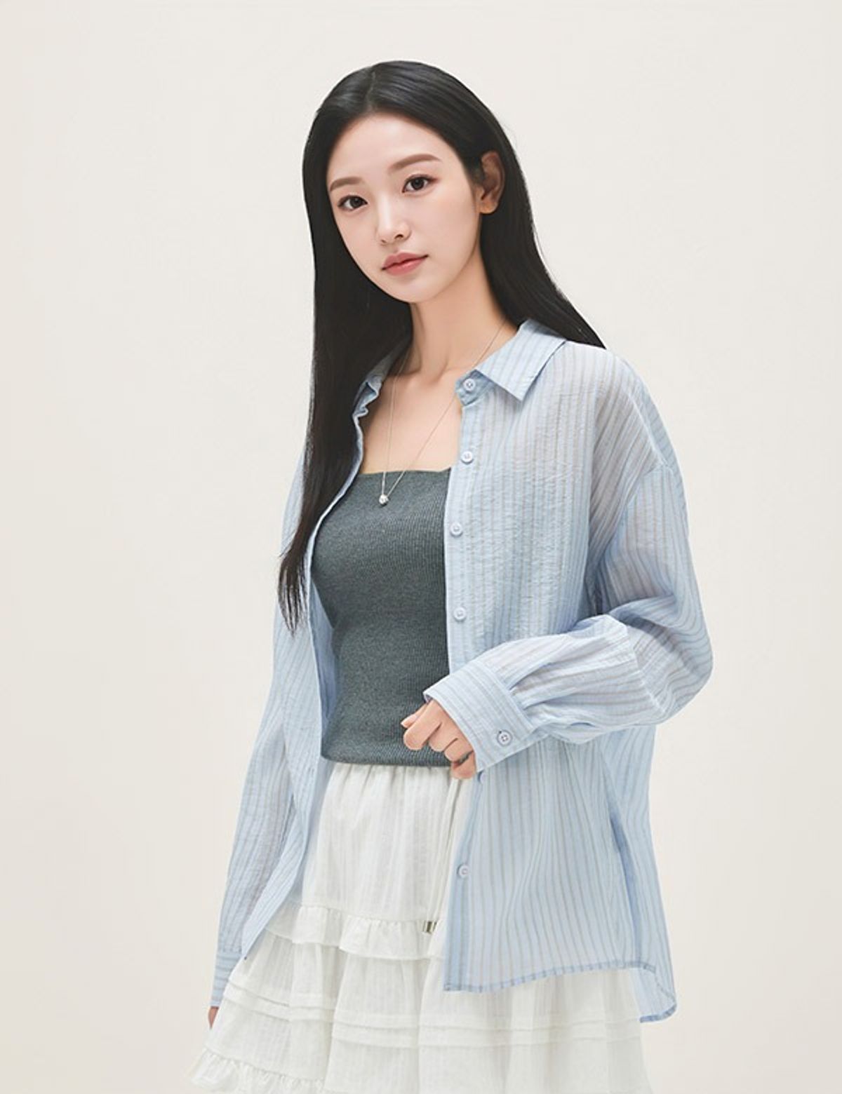 로엠(ROEM) 올데이 시스루 스트라이프 셔츠 RMYWG26R12