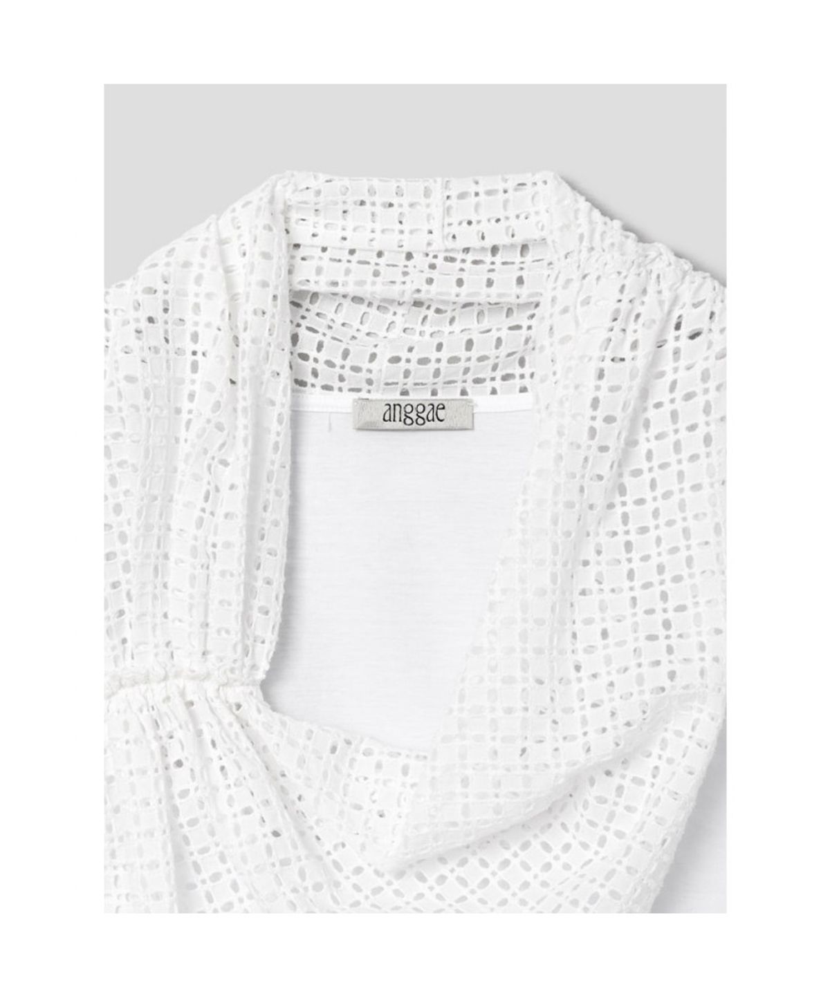 앙개(ANGGAE) Eyelet Scarf TShirt  White