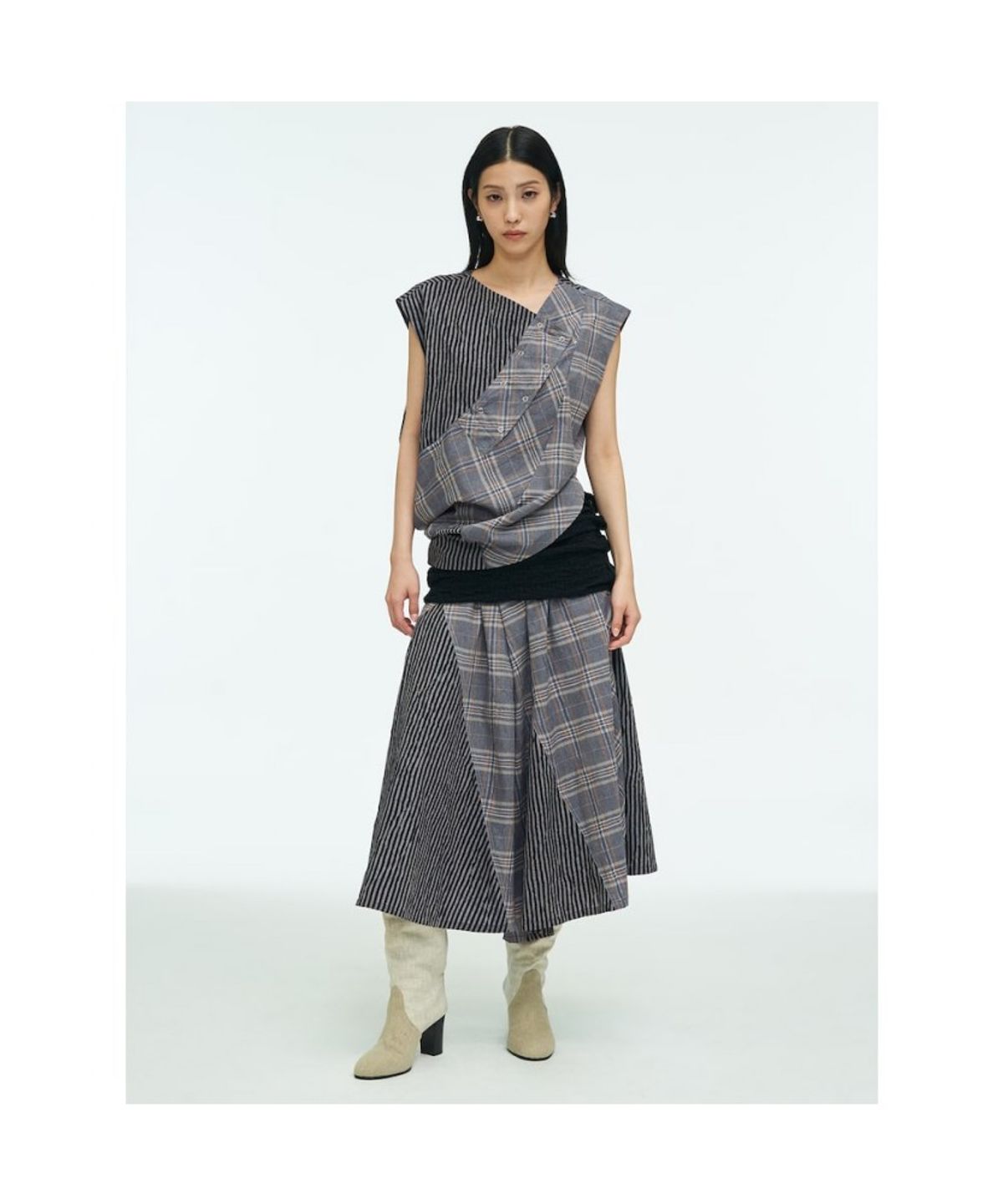 앙개(ANGGAE) Checkered Blouse  Grey