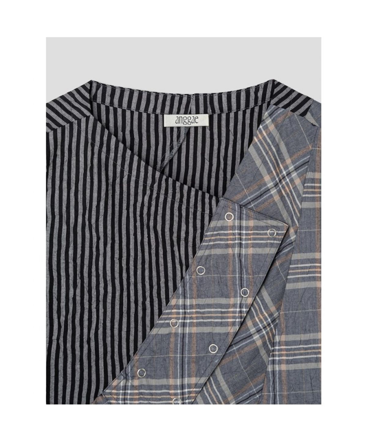 앙개(ANGGAE) Checkered Blouse  Grey