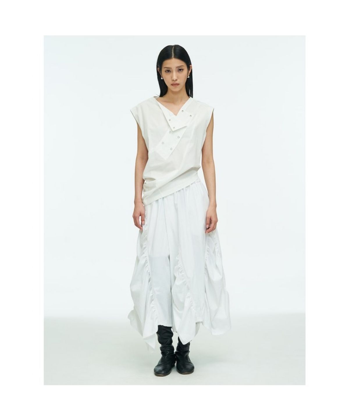 앙개(ANGGAE) Checkered Blouse  White