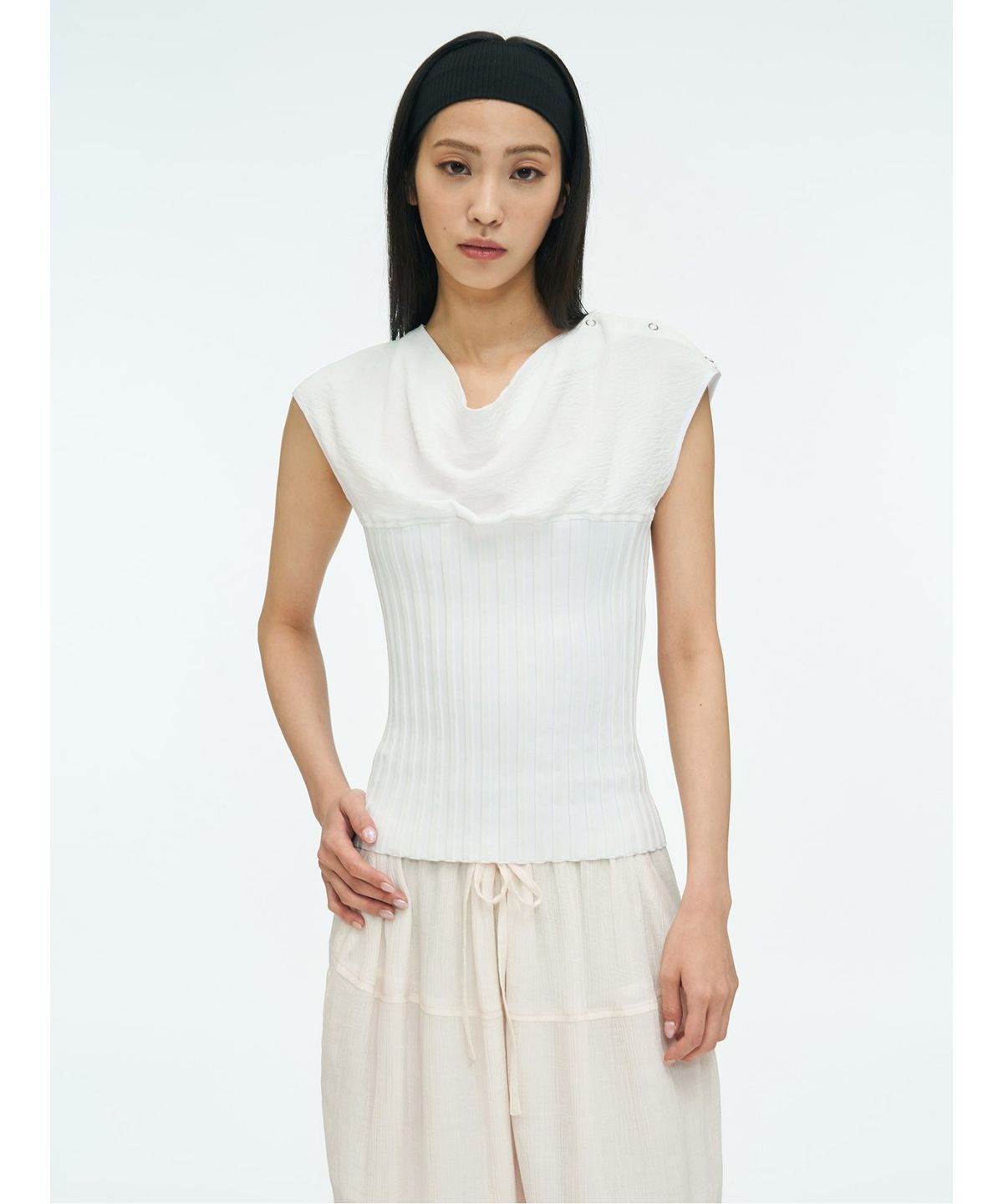 앙개(ANGGAE) Knit Tube Top  White