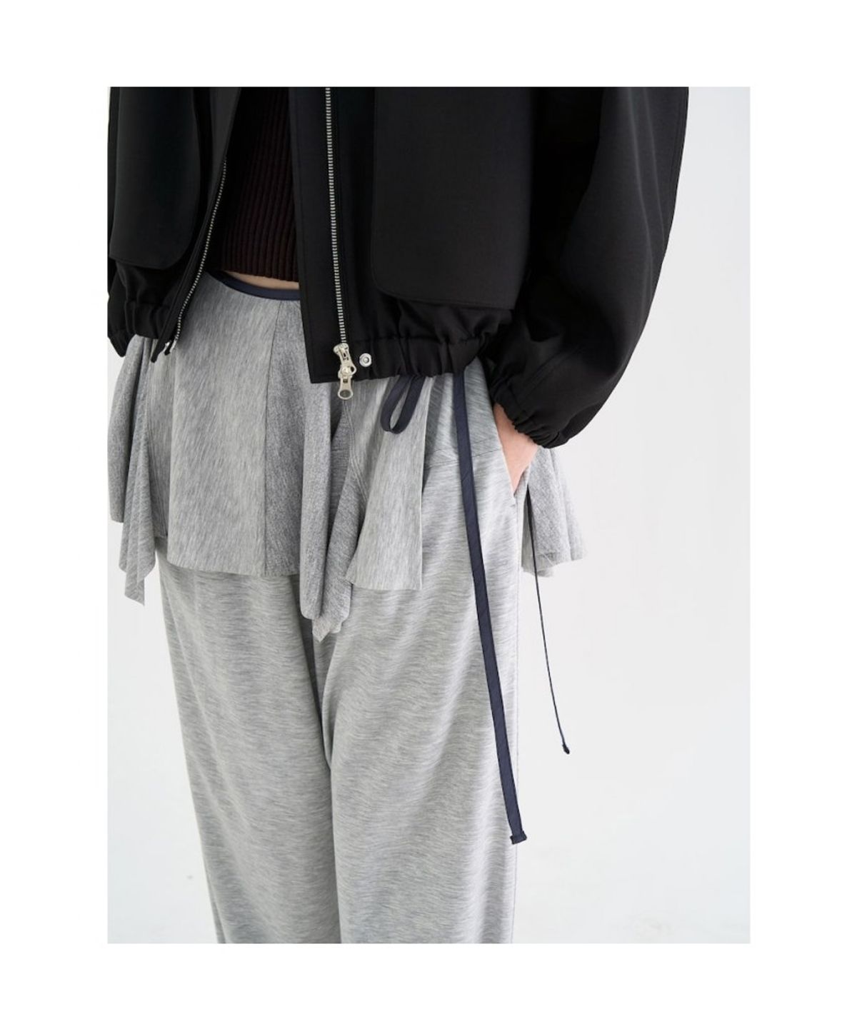 앙개(ANGGAE) High Neck Bomber  Black