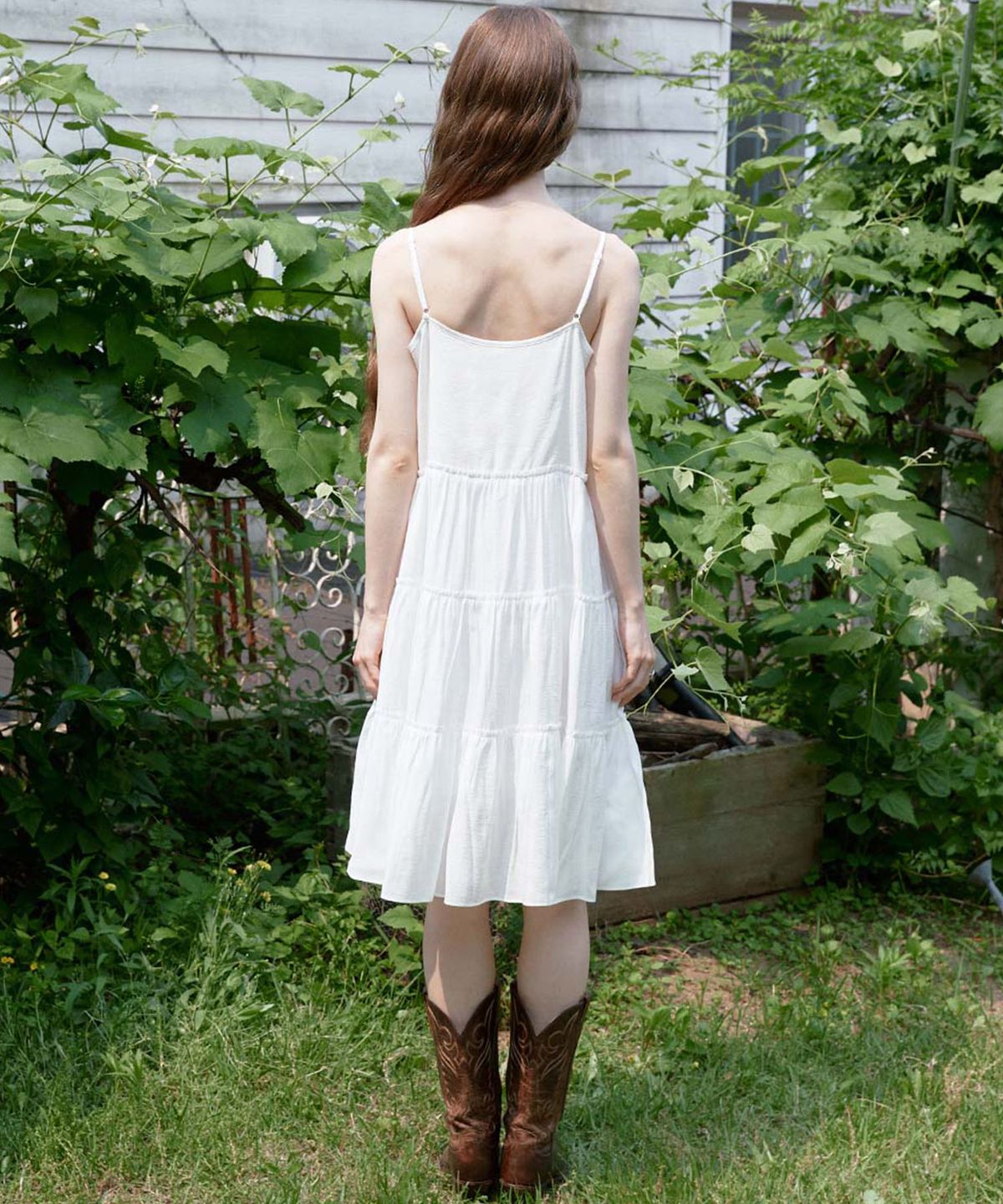 유토시스(EUTOSIS) SHIRRING BUTTON DRESS(WHITE)
