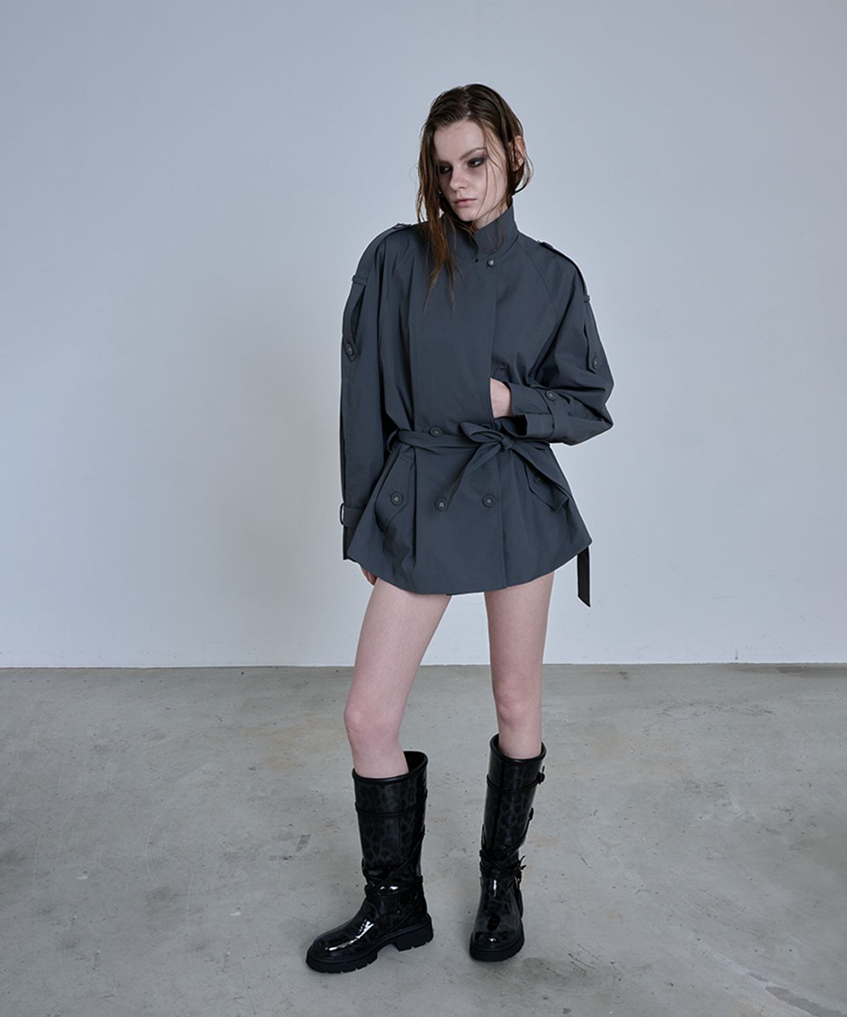 오도어(ODOR) Shaped mini trench - Grey