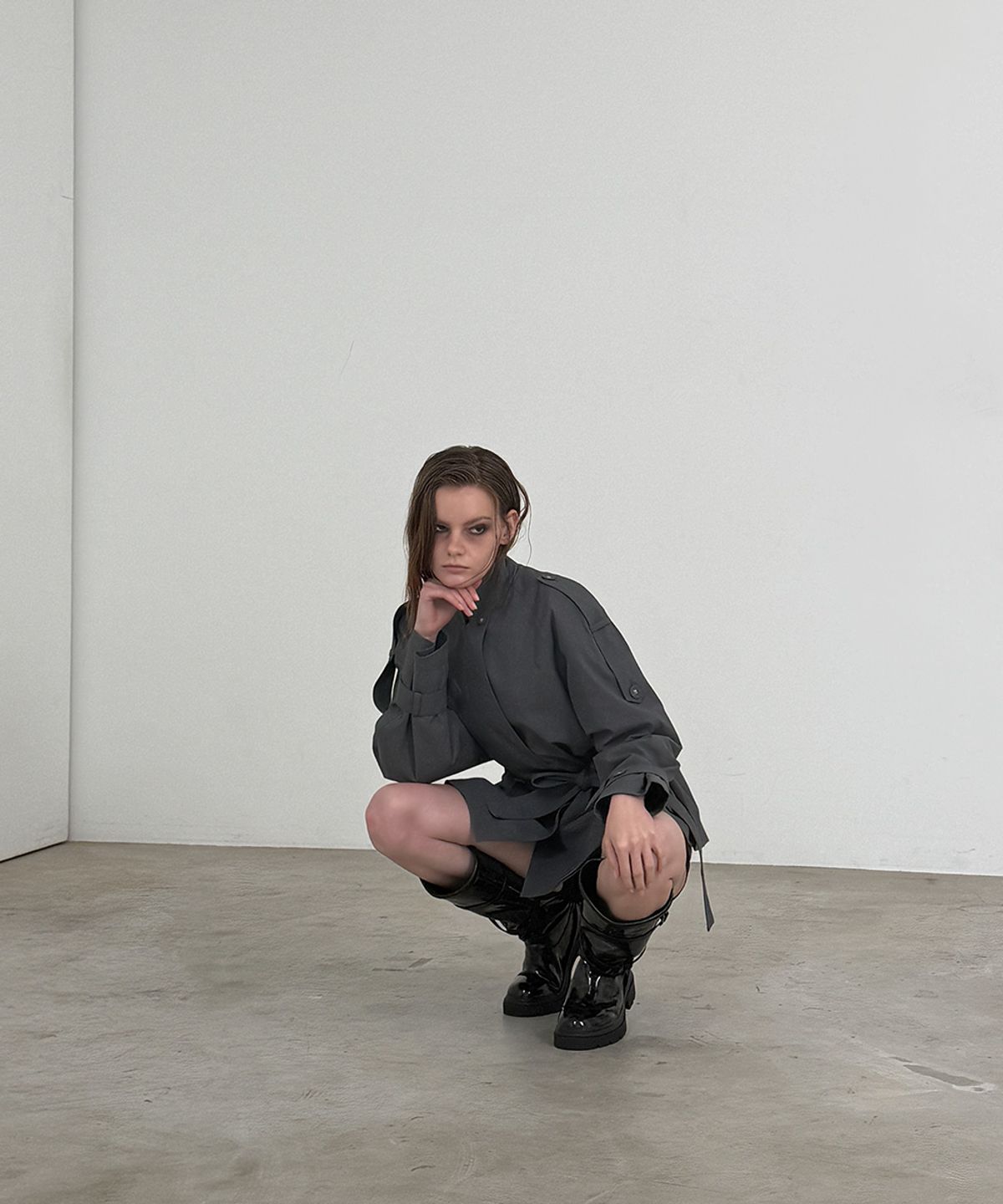 오도어(ODOR) Shaped mini trench - Grey