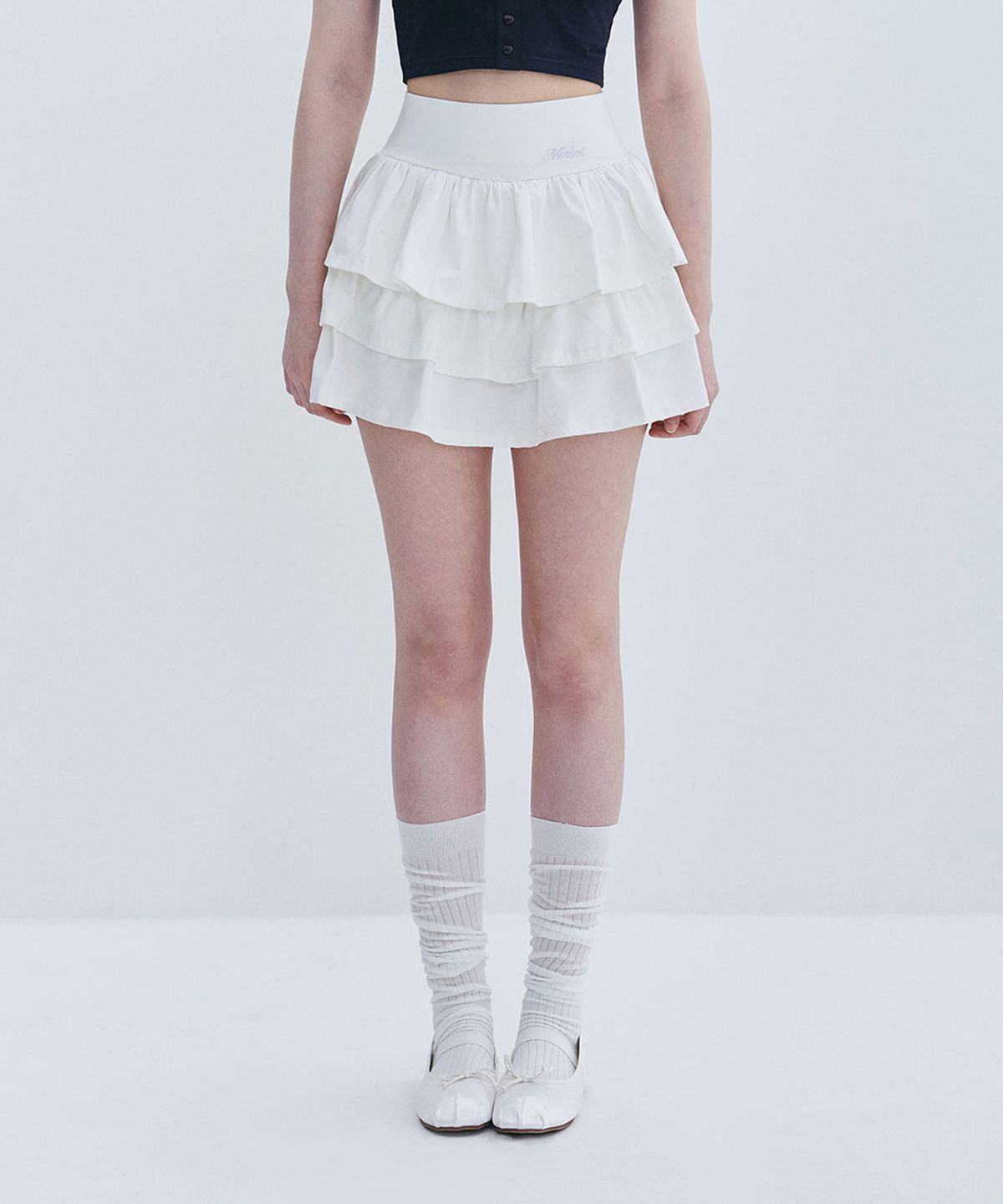 모아벨(MOABEL) DOLLY VOLUME SKIRT - CREAM