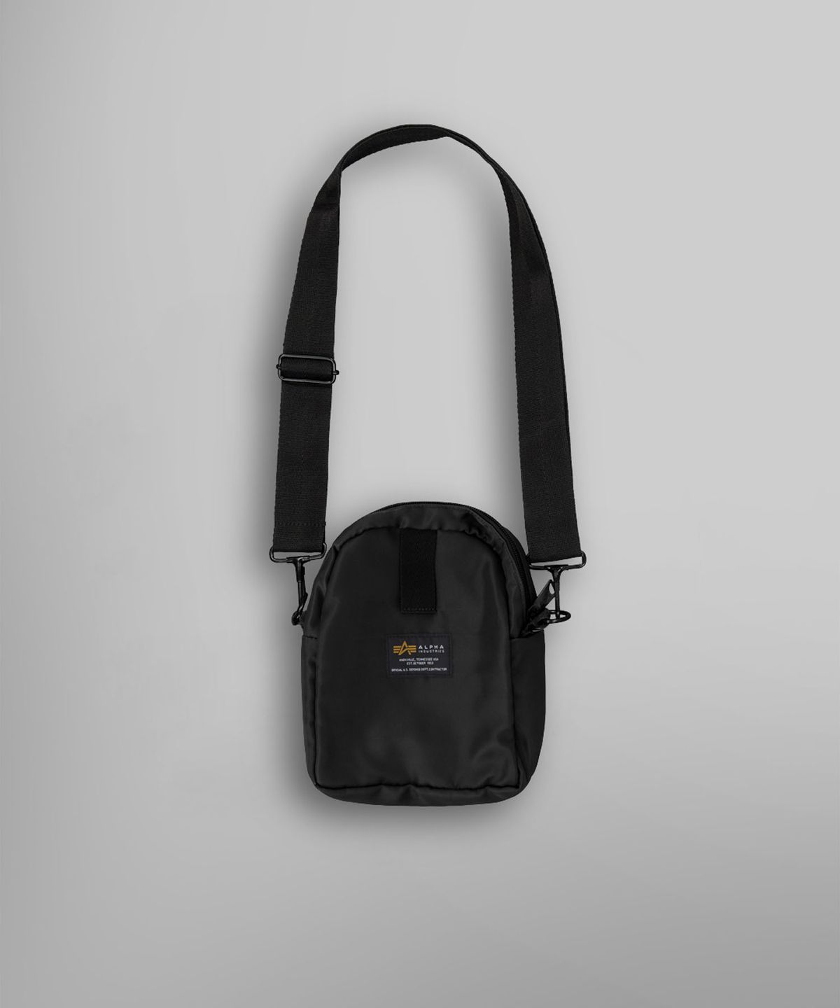 알파 인더스트리(ALPHA INDUSTRIES) 크루 캐리백 블랙