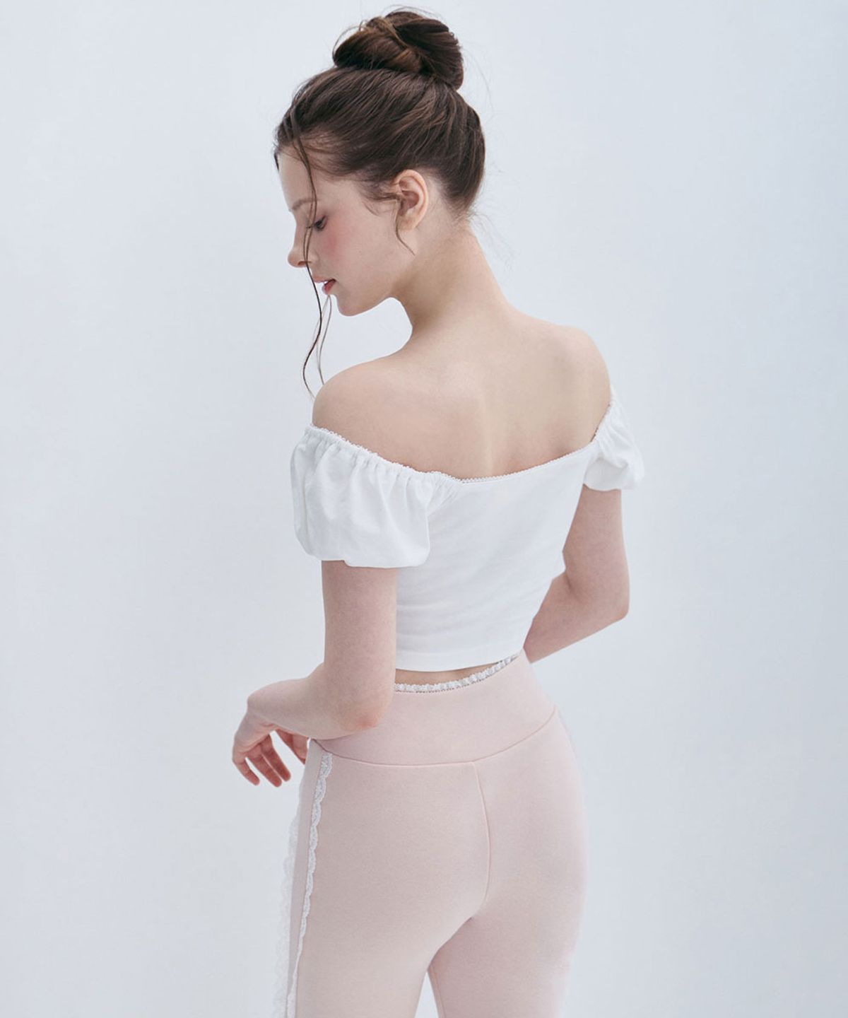 모아벨(MOABEL) COQUETTE PUFF TOP - CREAM