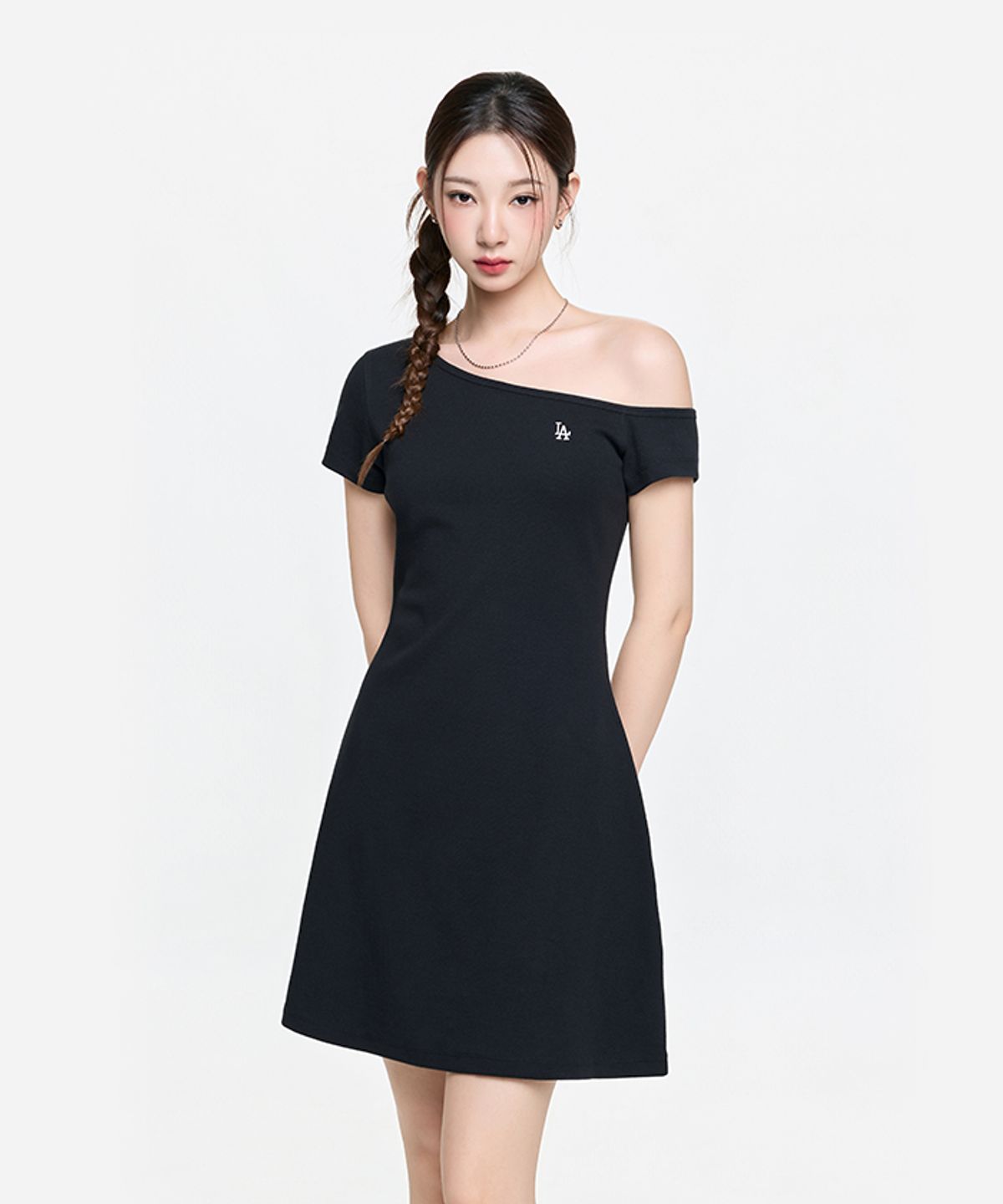 엠엘비(MLB) 여성 베이직 오프숄더 셔링 골지 원피스 LA (Black)