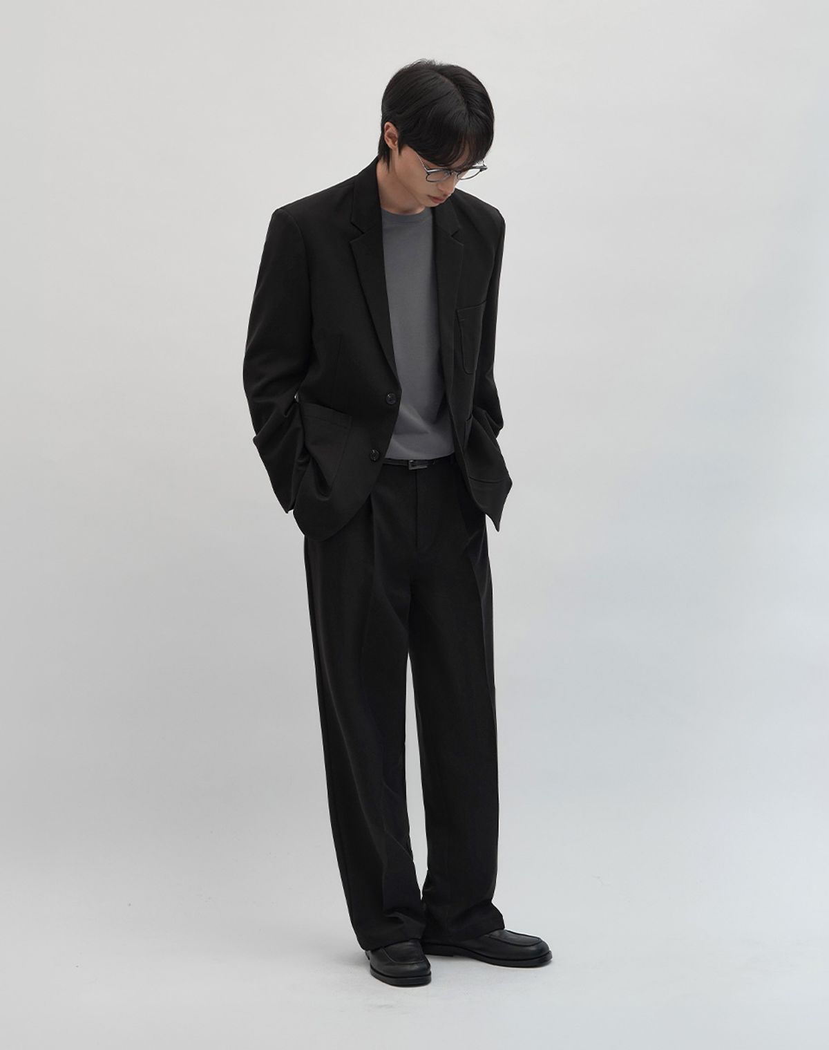 워크온바디오프(WORK ON BODY OFF) [SET UP] 오르도 세미 오버핏 싱글 셋업 수트 [블랙]
