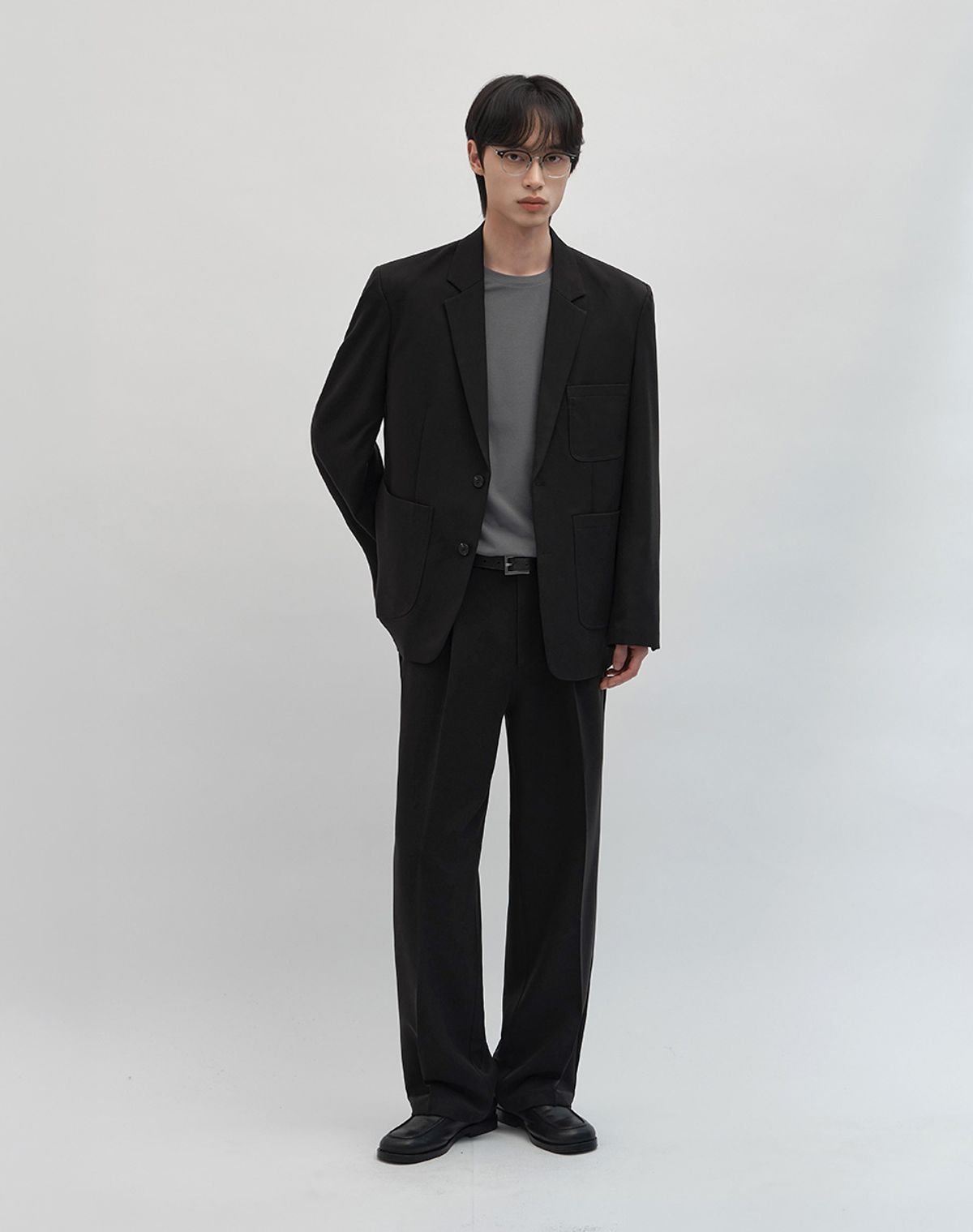 워크온바디오프(WORK ON BODY OFF) [SET UP] 오르도 세미 오버핏 싱글 셋업 수트 [블랙]