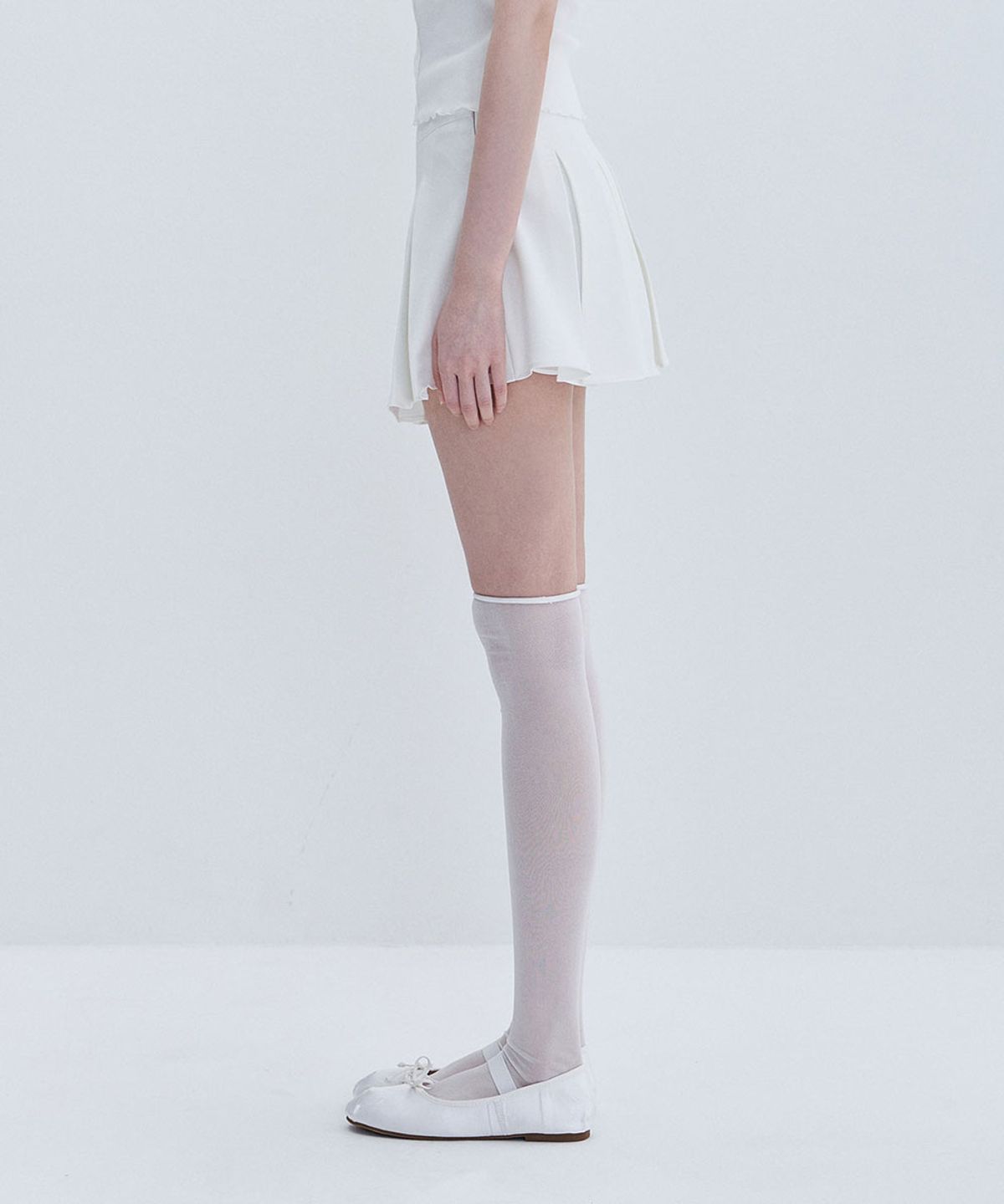 모아벨(MOABEL) CLASSIC PLEATS TENNIS SKIRT - WHITE