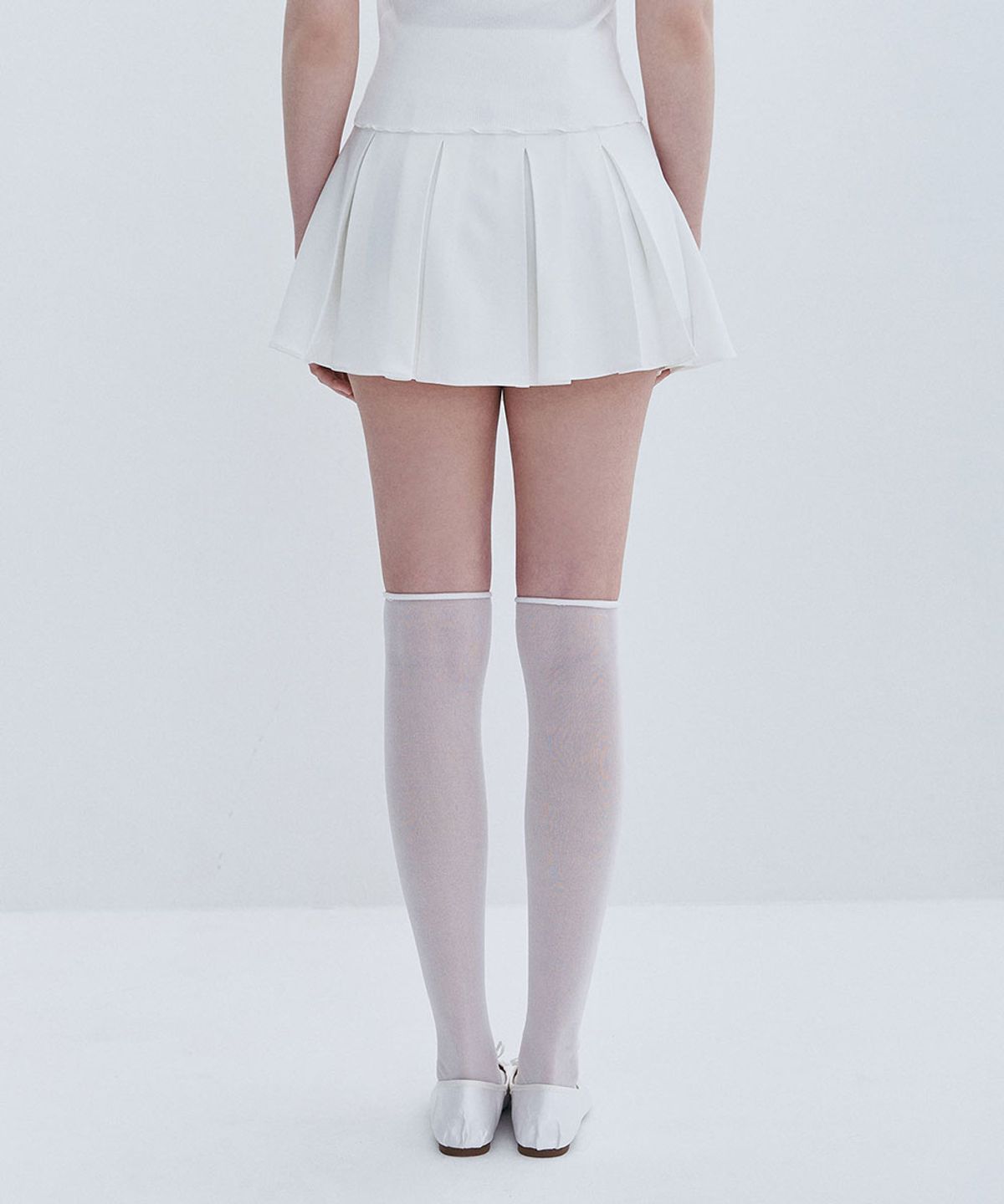 모아벨(MOABEL) CLASSIC PLEATS TENNIS SKIRT - WHITE