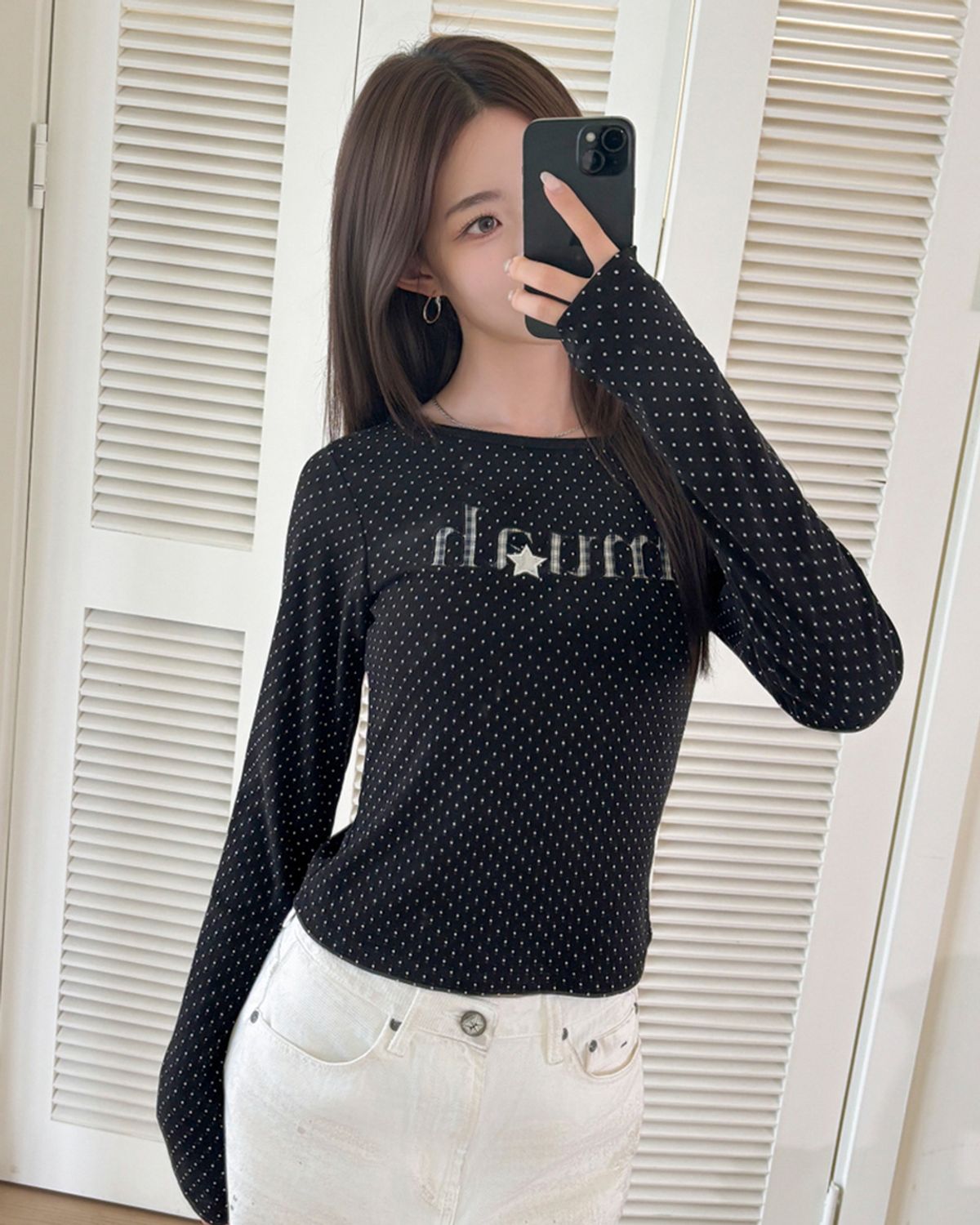 무아무아(MUAHMUAH) 보트넥 로고패치 도트 긴팔티