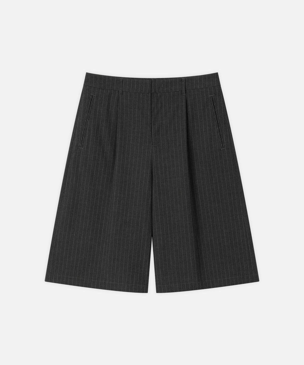 드로우핏(DRAW FIT) 핀 스트라이프 롱 버뮤다 슬랙스 [CHARCOAL]