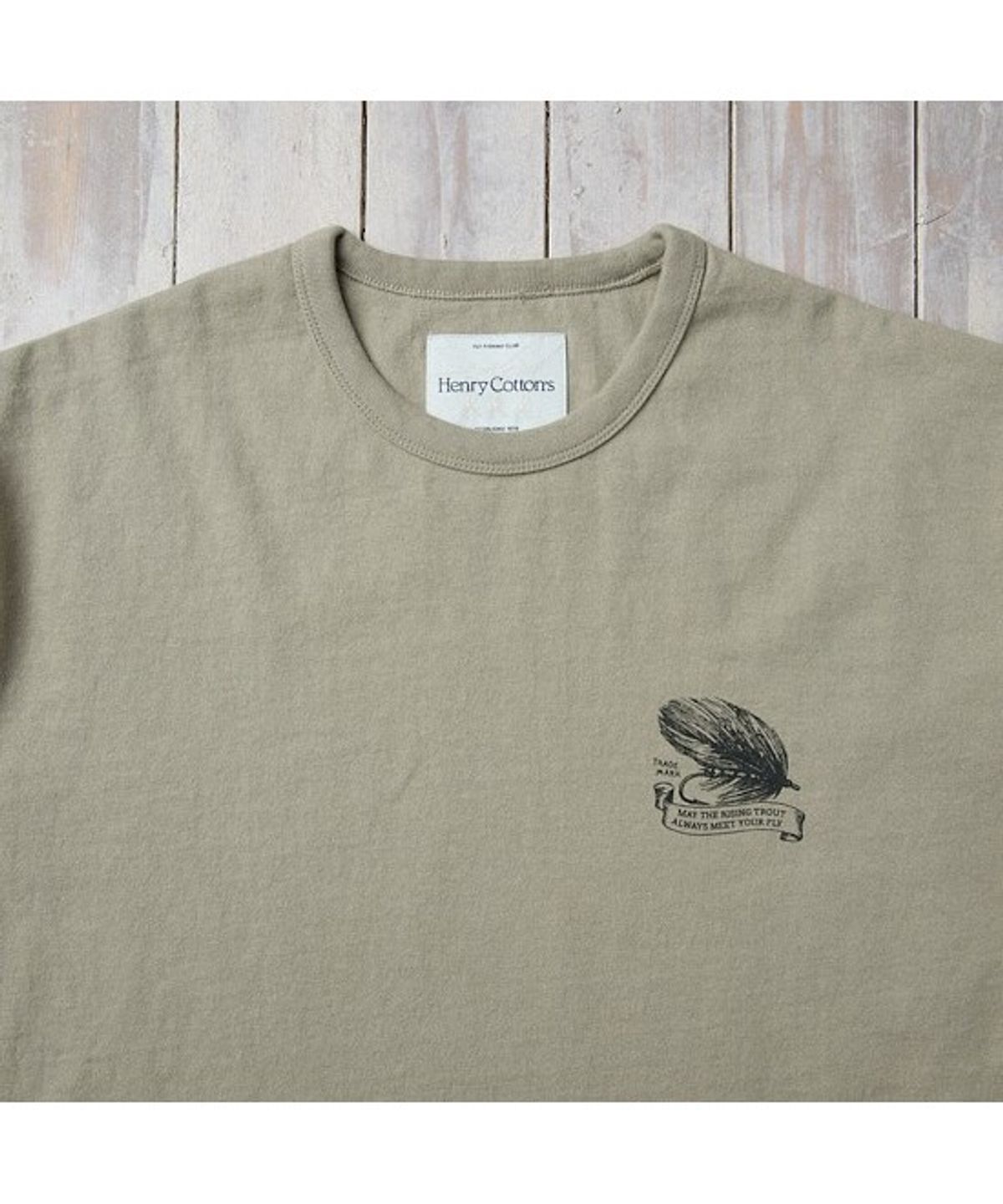 헨리코튼(HENRY COTTONS) [Fly Fishing Club] Fishing Graphic Round T-Shirt AZTAM26220KHL