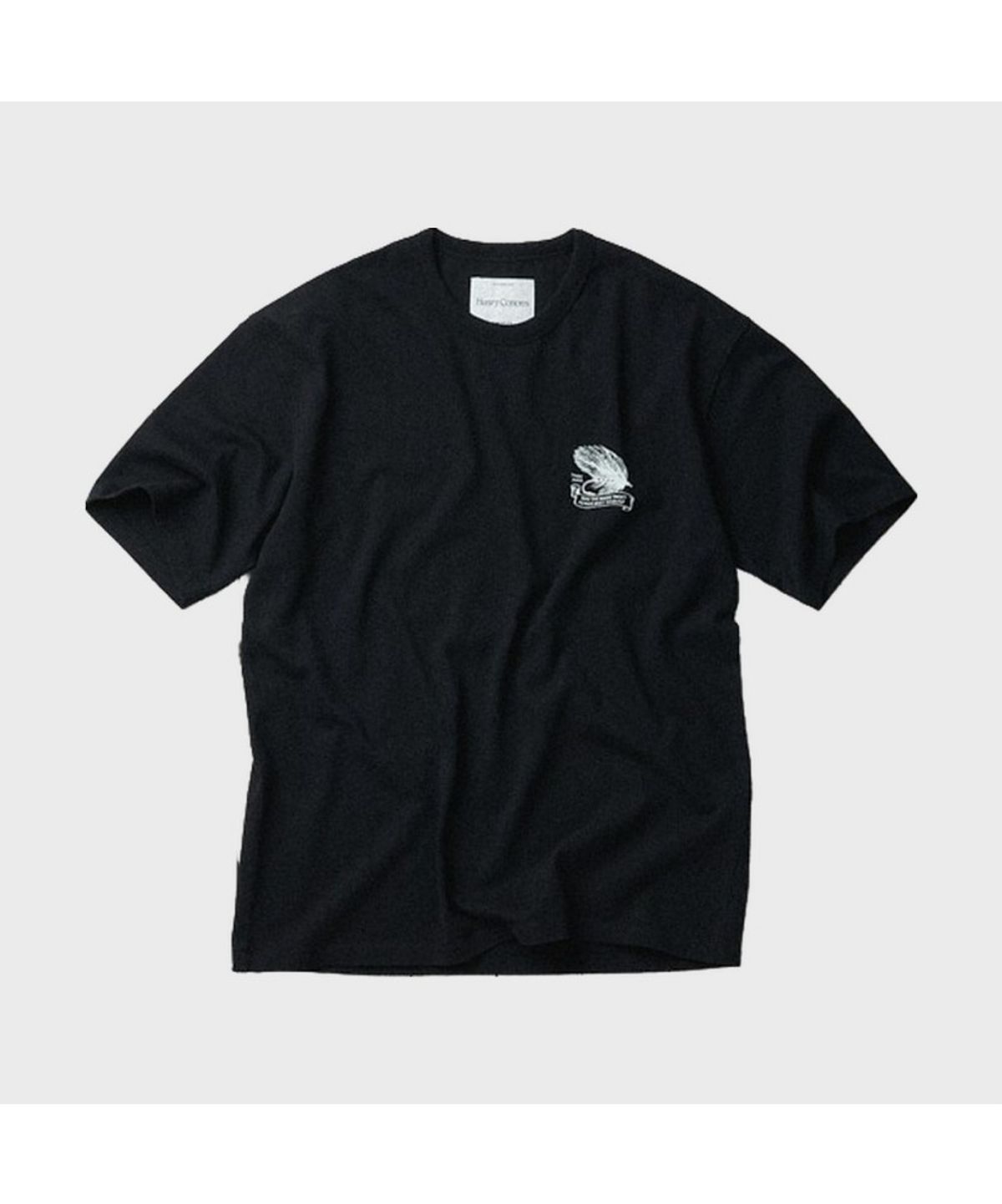 헨리코튼(HENRY COTTONS) [Fly Fishing Club] Fishing Graphic Round T-Shirt AZTAM26220BKX