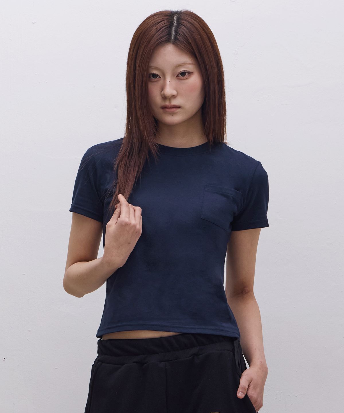 에브리시(EVERYASY) 엔젤 패치 반팔 티셔츠 (네이비)