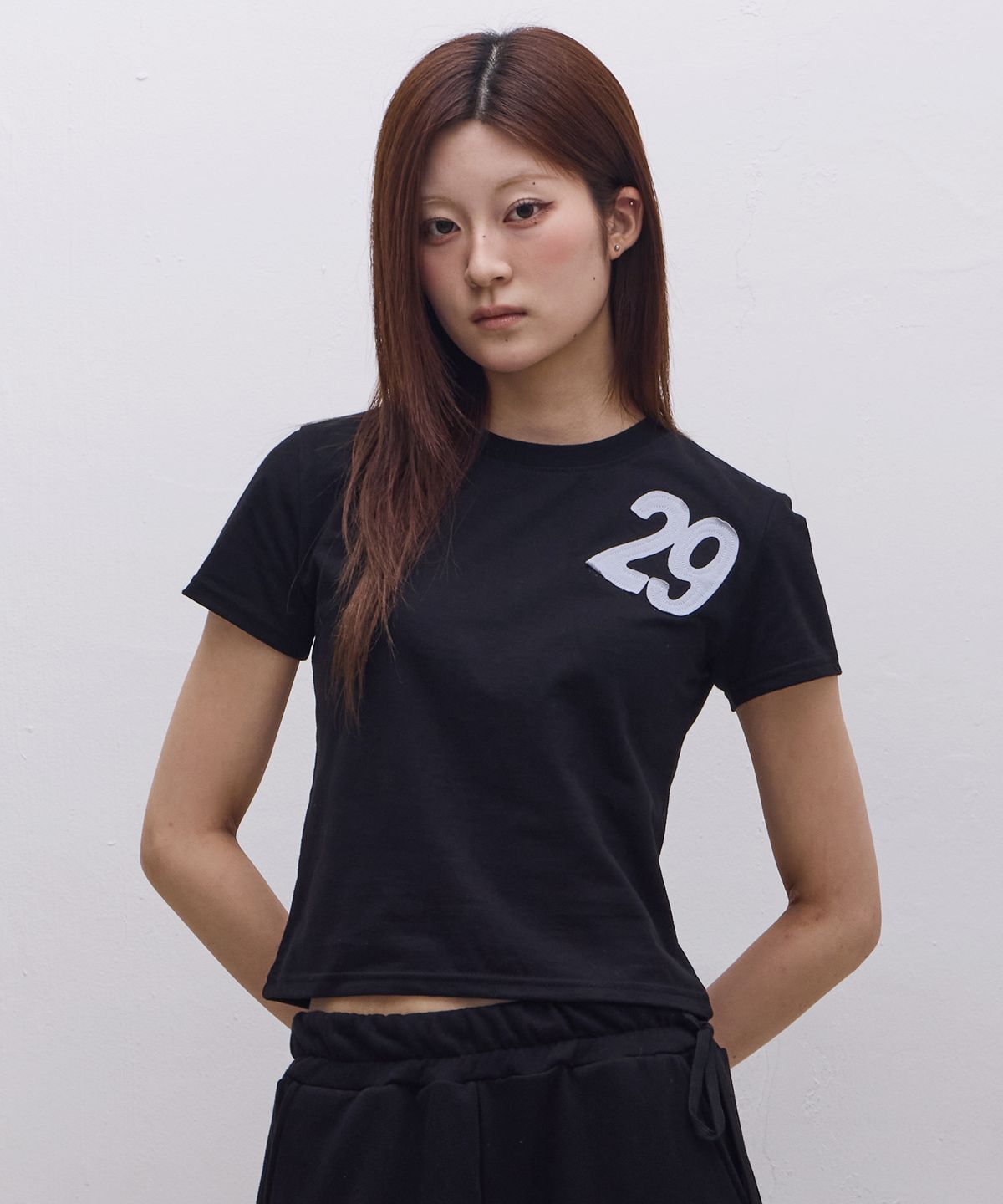 에브리시(EVERYASY) 29패치 반팔 티셔츠 (블랙)