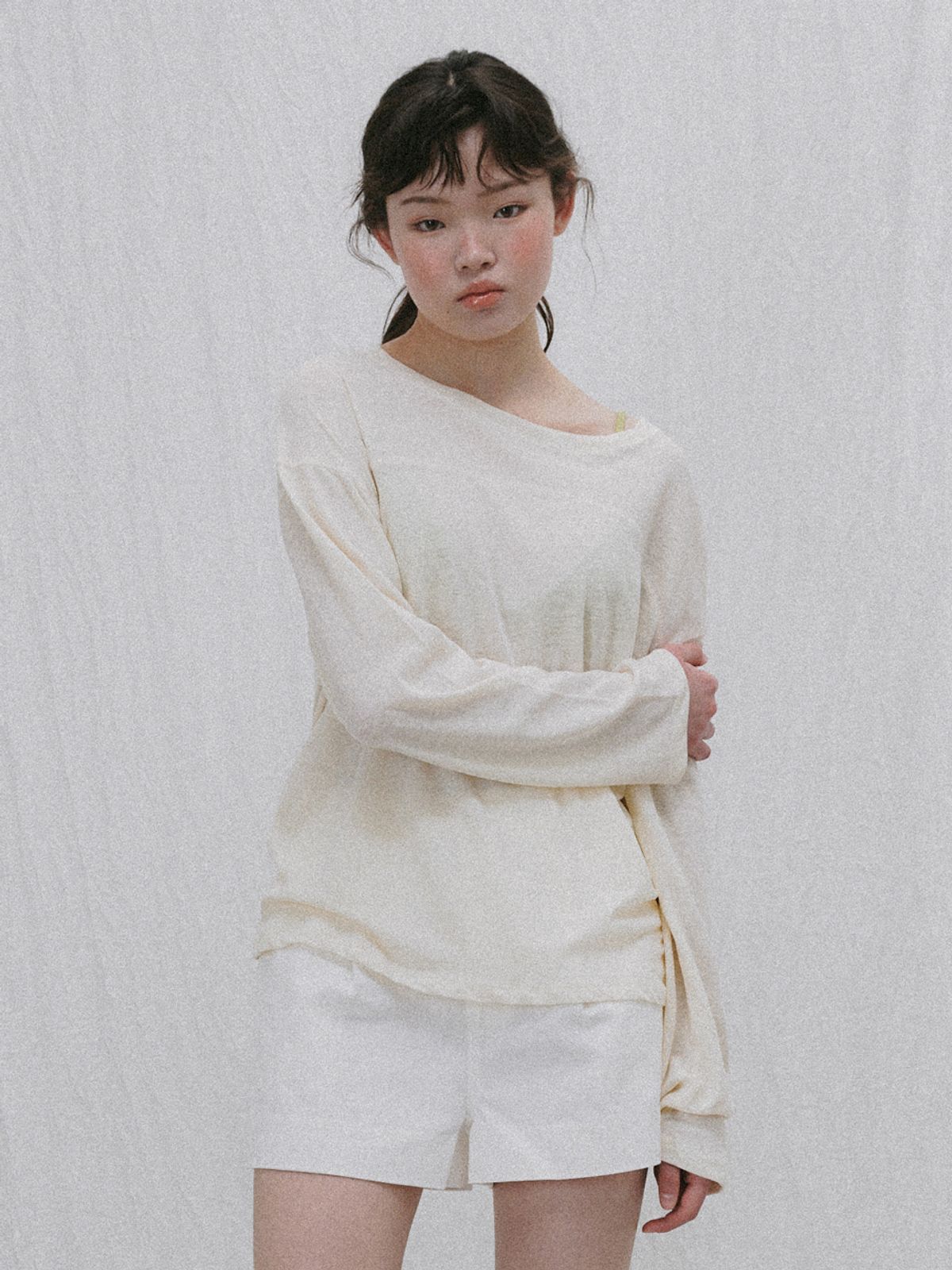 플라드주르(PLATDUJOUR) Loose neck T-shirts (Cream)