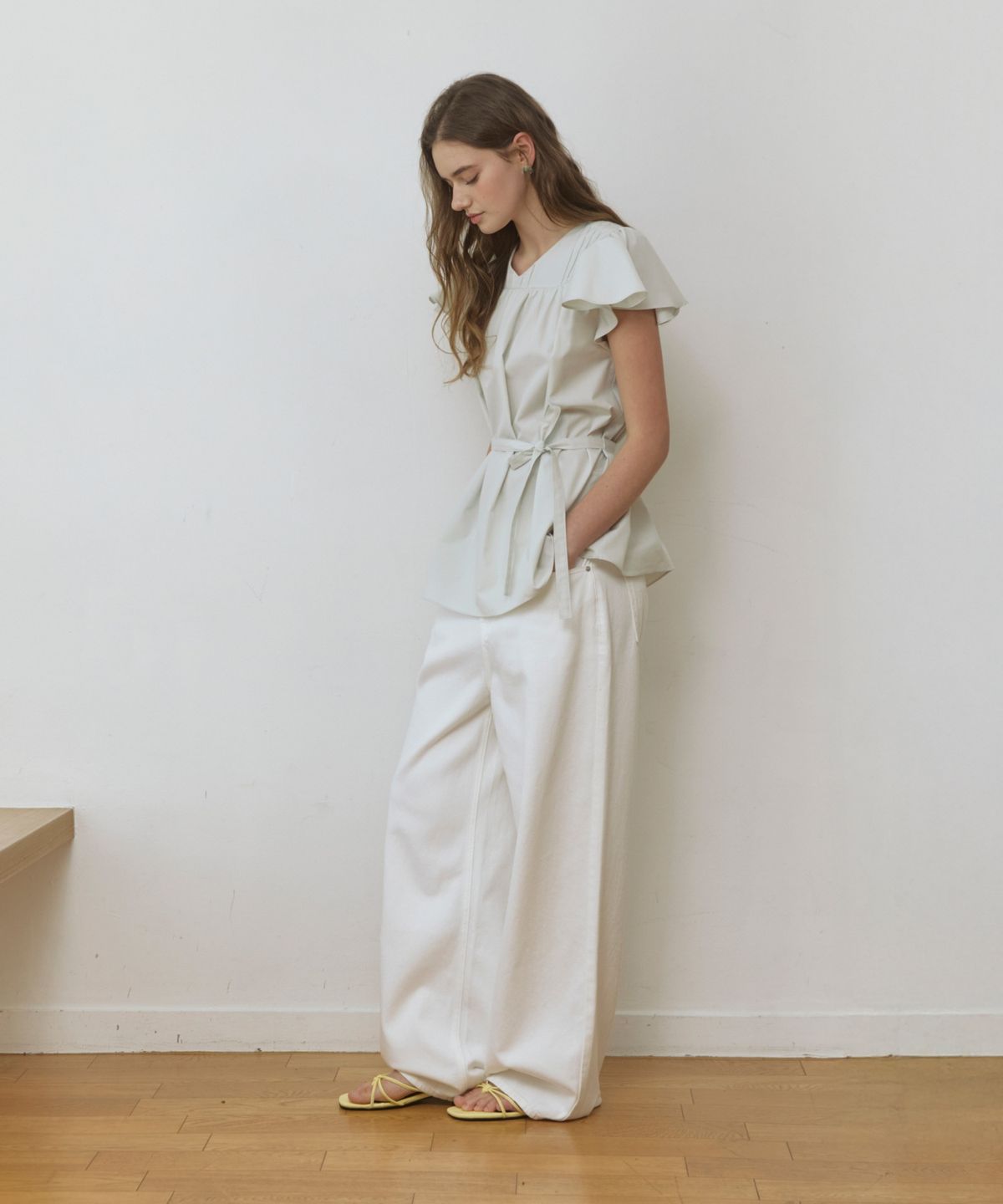 어다울(ADAUL) Horn clean wide cotton pants - white