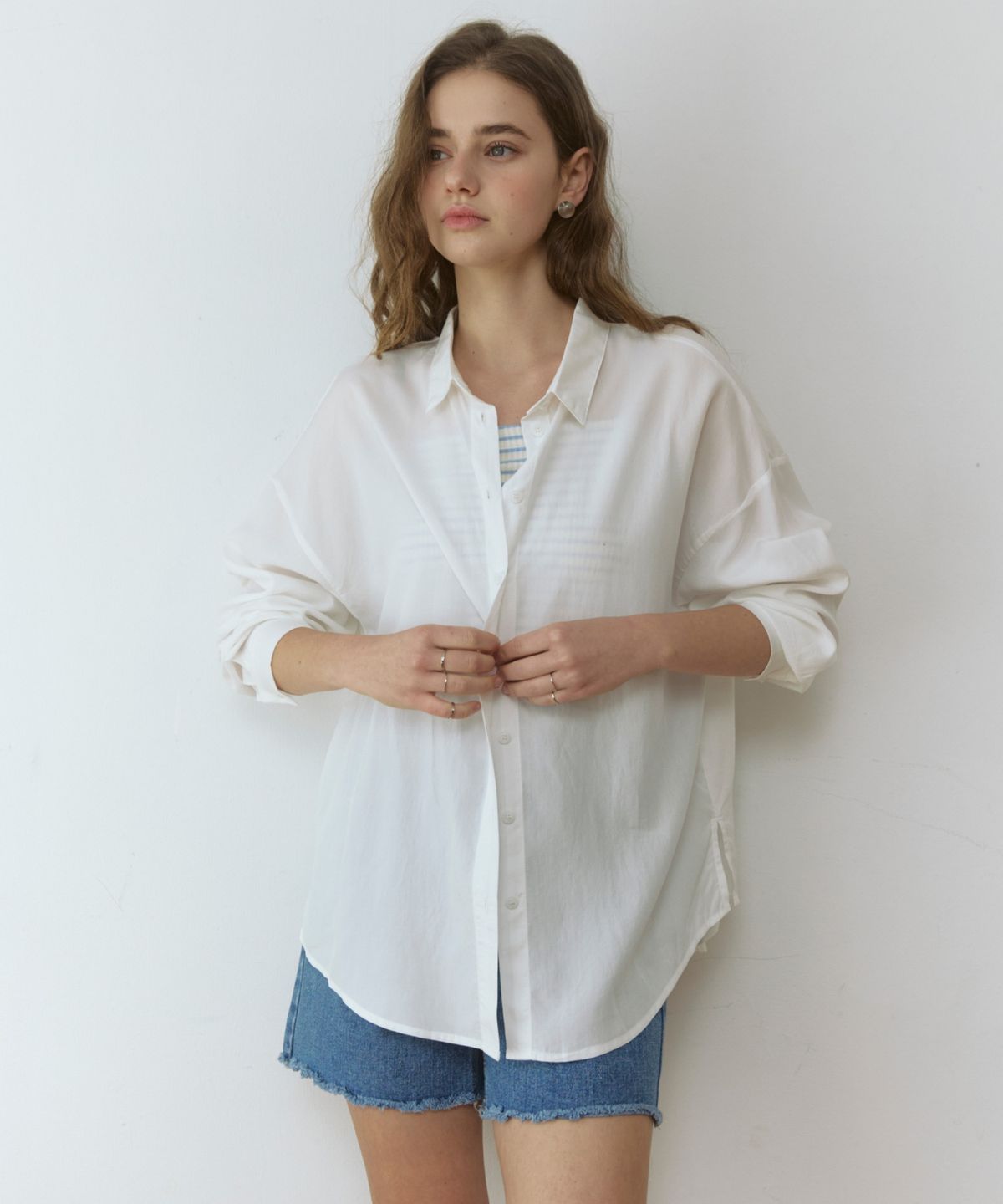 어다울(ADAUL) Soft overfit shirts - white