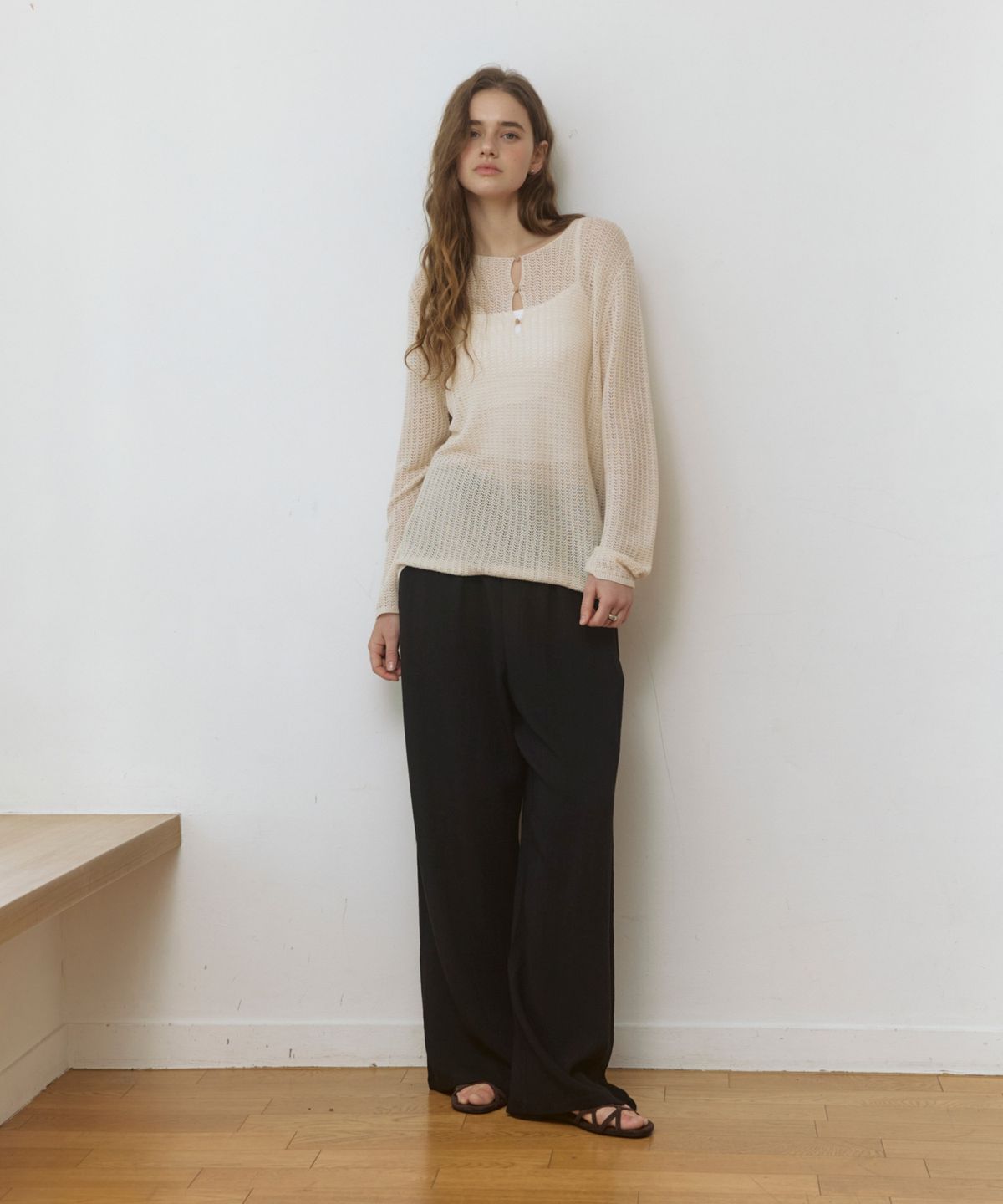 어다울(ADAUL) Three button net see through knit - natural