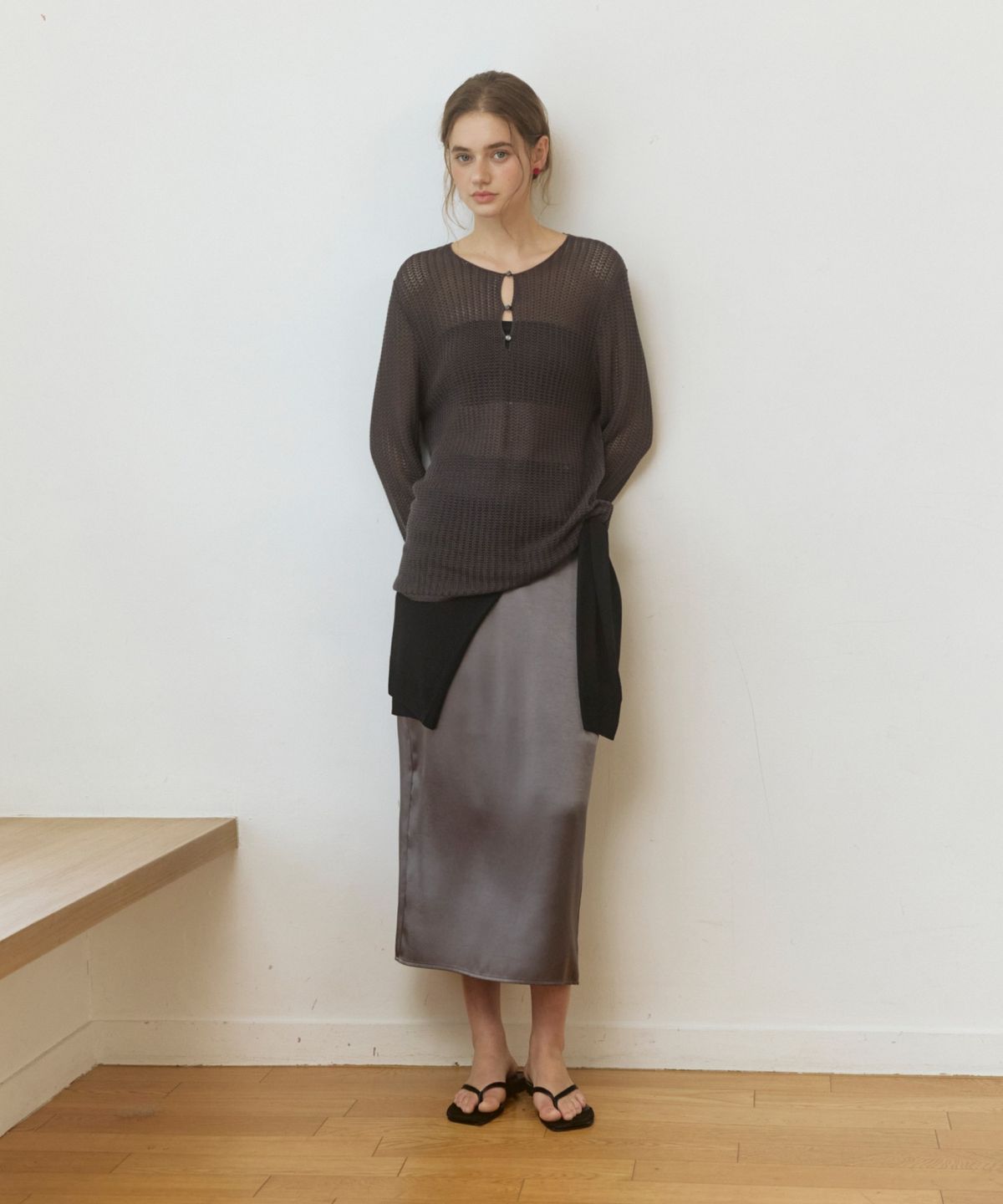 어다울(ADAUL) Three button net see through knit - charcoal