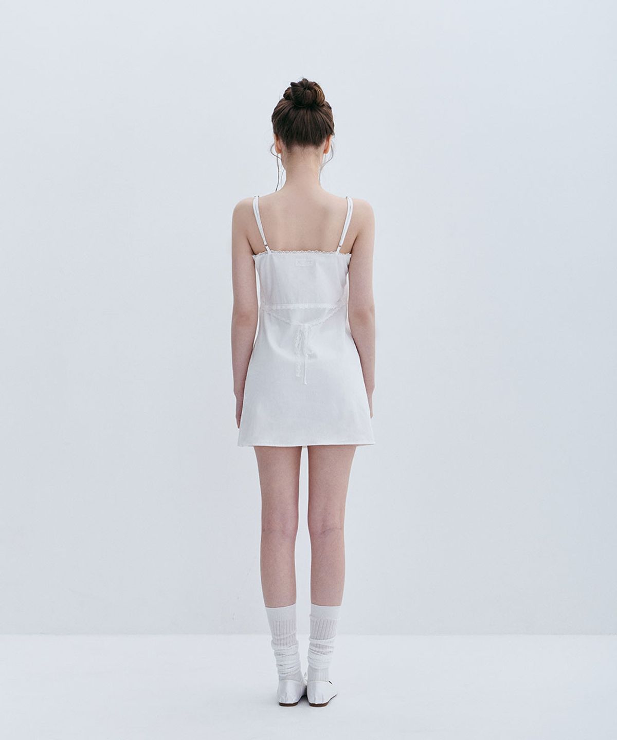모아벨(MOABEL) WHISPER MINI DRESS -IVORY