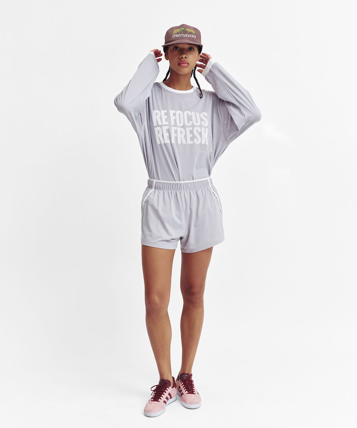 미나수(MENASOO) Refocus Mesh Round Neck T Shirt