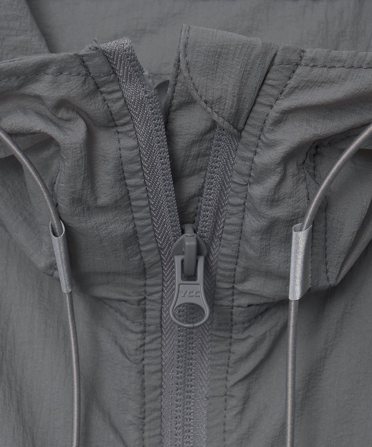 미나수(MENASOO) 2Way Convertible Hood Jacket