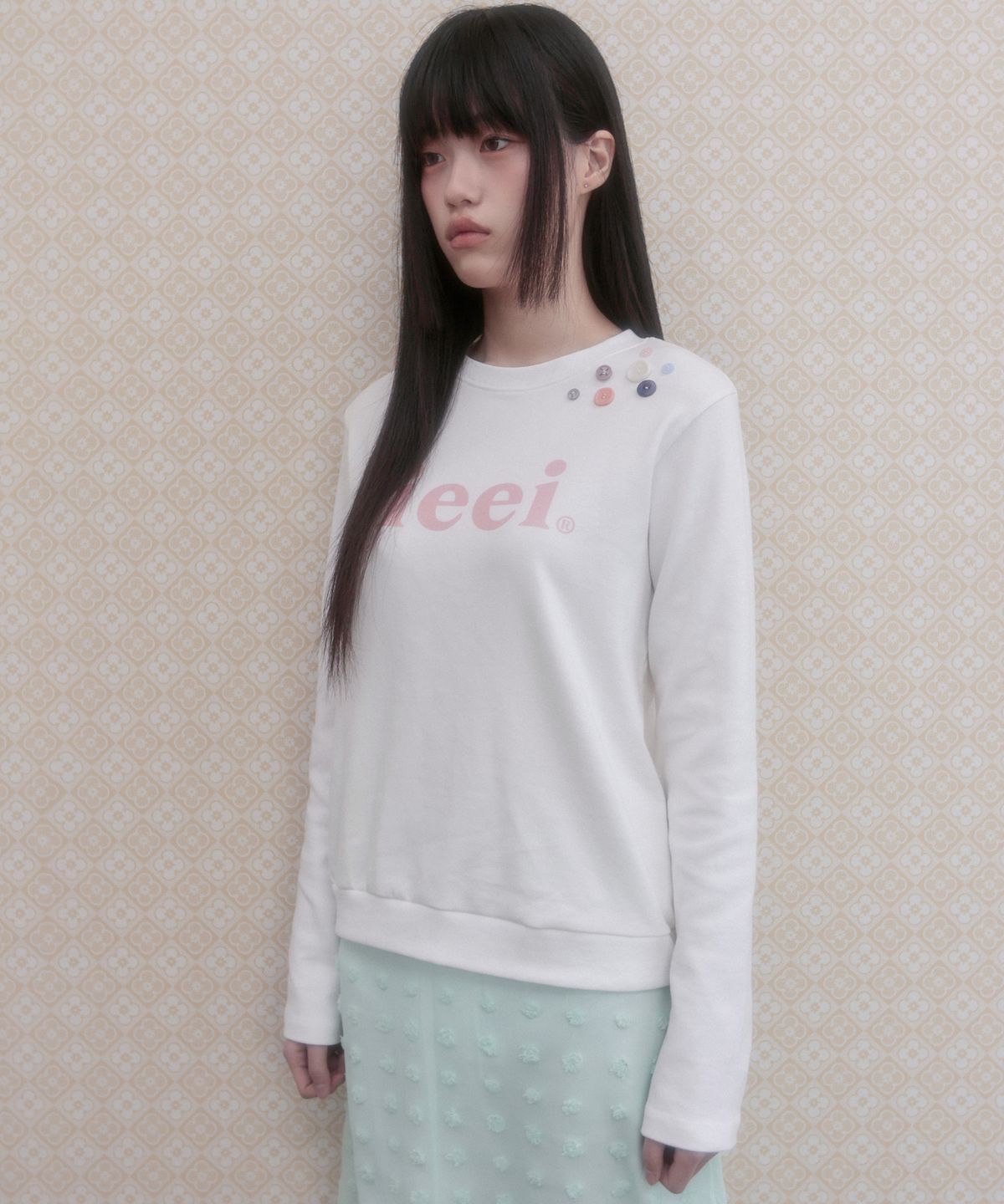 아이이이아이(IEEI) 팔레트 7 버튼 맨투맨