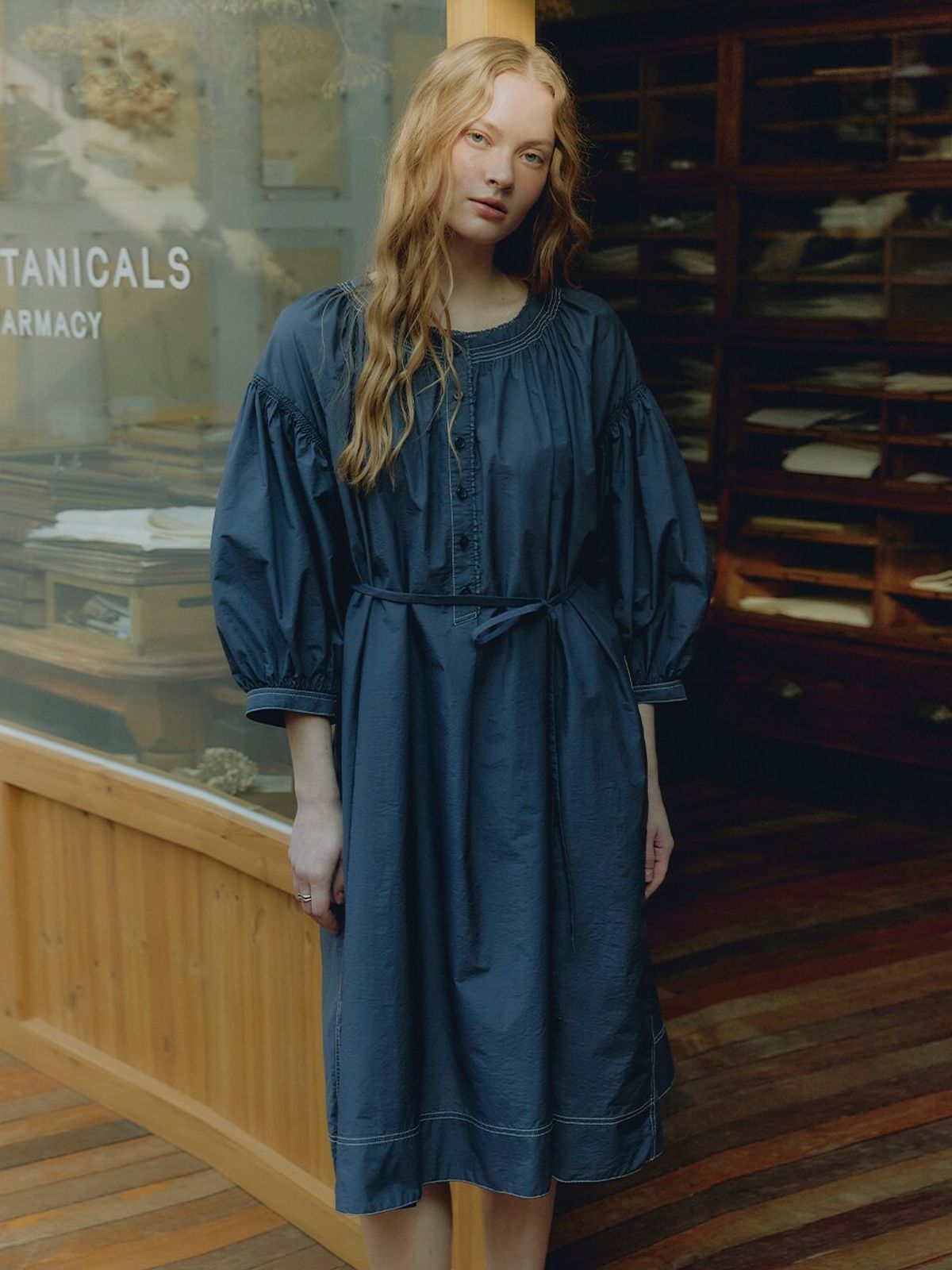 뮈뮈에르(MUEMUER) Serene Long Dress MU2633OP303M