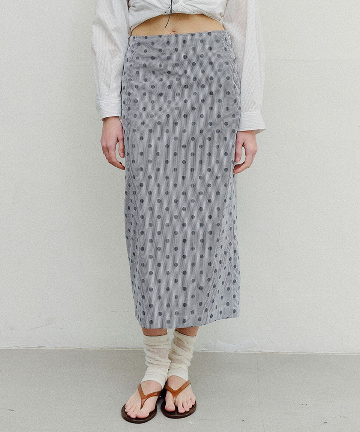 엔오르(EN OR) STRIPED DOT LONG SKIRT - NAVY