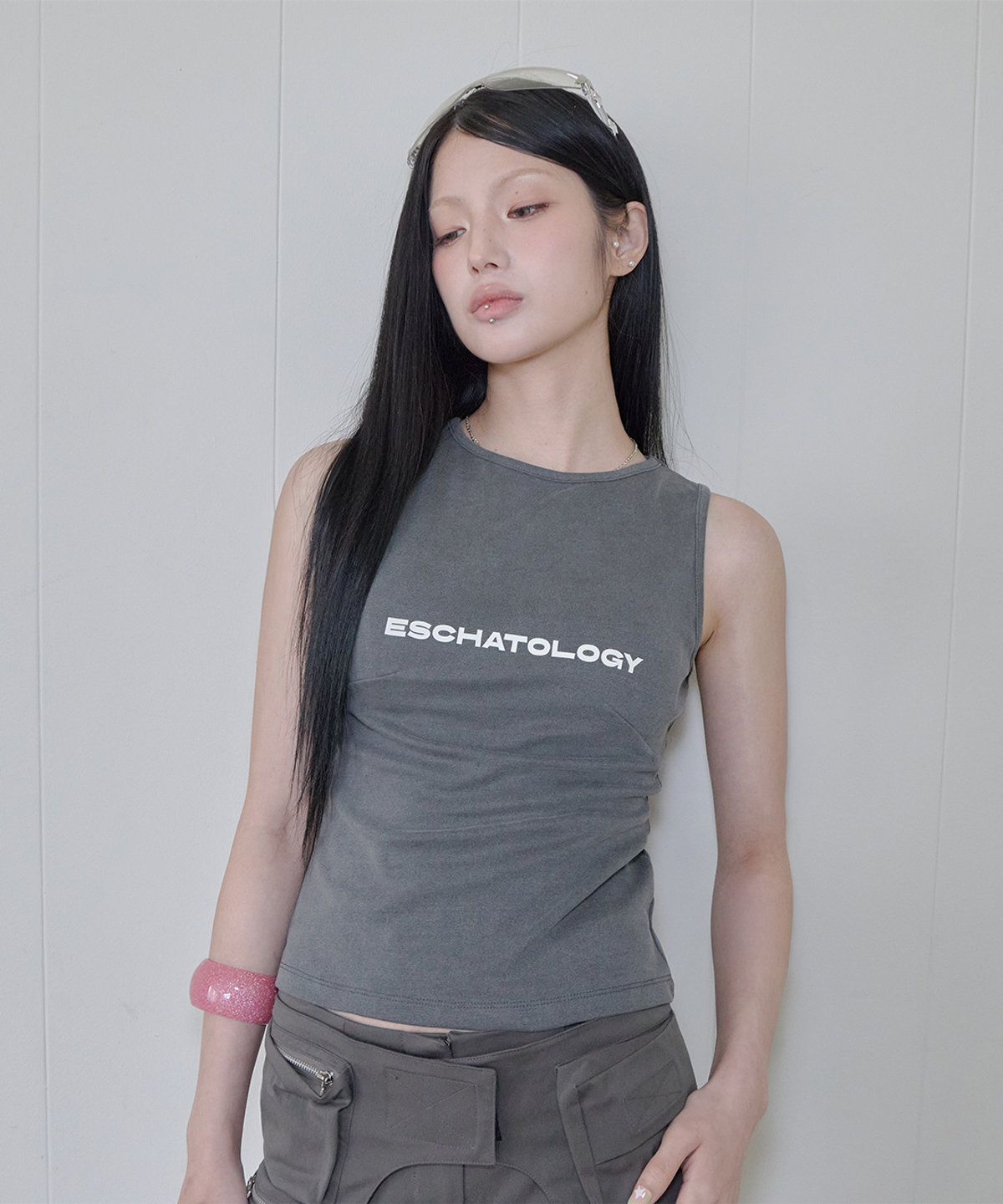 사일프레이(41PRAY) Dart Sleeveless / Charcoal
